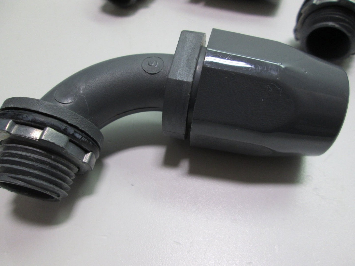 New – Open box Lot of 9 Carlon LT20DN A292 Non-Metallic 1/2" 90 Degree Liquid Tight Fittings