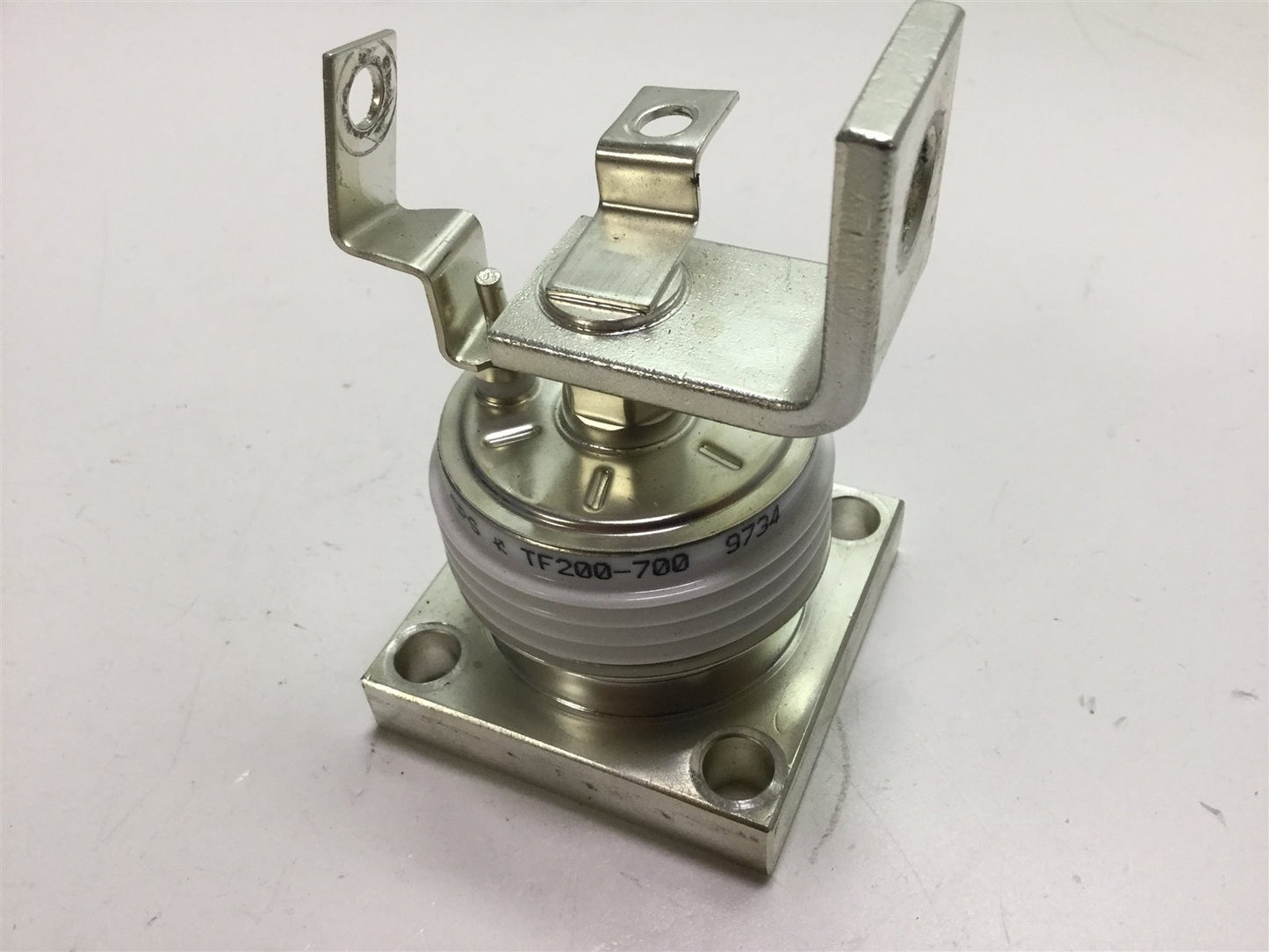 Used American Microsemiconductor TF200-700 Low Frequency NPN Bipolar Power Transistor