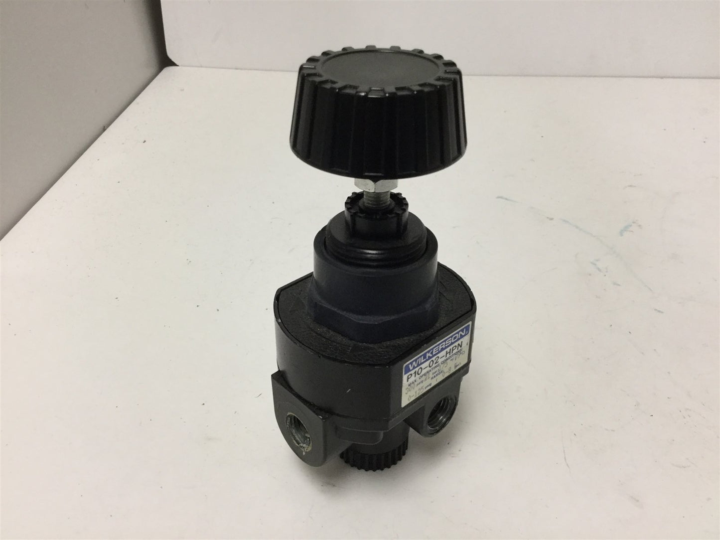 Used Wilkerson P10-02-HPN Pneumatic Regulator, Pressure Range: 0-125psi, 1/4" NPT