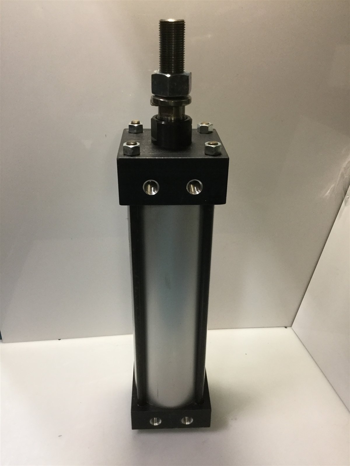 Used Norgren A0133B2 Rev 3 NFPA Pneumatic Aluminum Cylinder 1.5" Bore 3.25 x 9.25