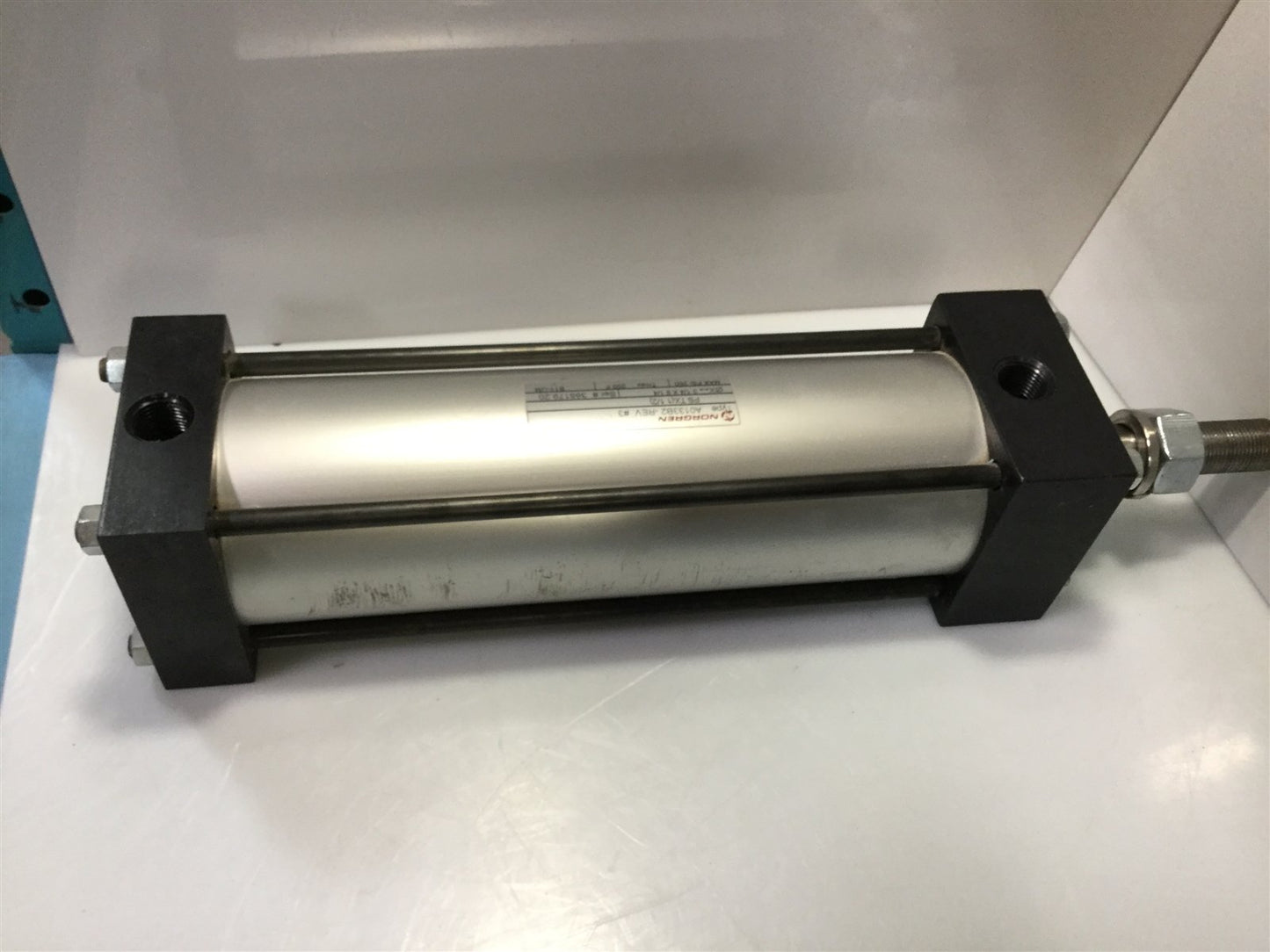 Used Norgren A0133B2 Rev 3 NFPA Pneumatic Aluminum Cylinder 1.5" Bore 3.25 x 9.25