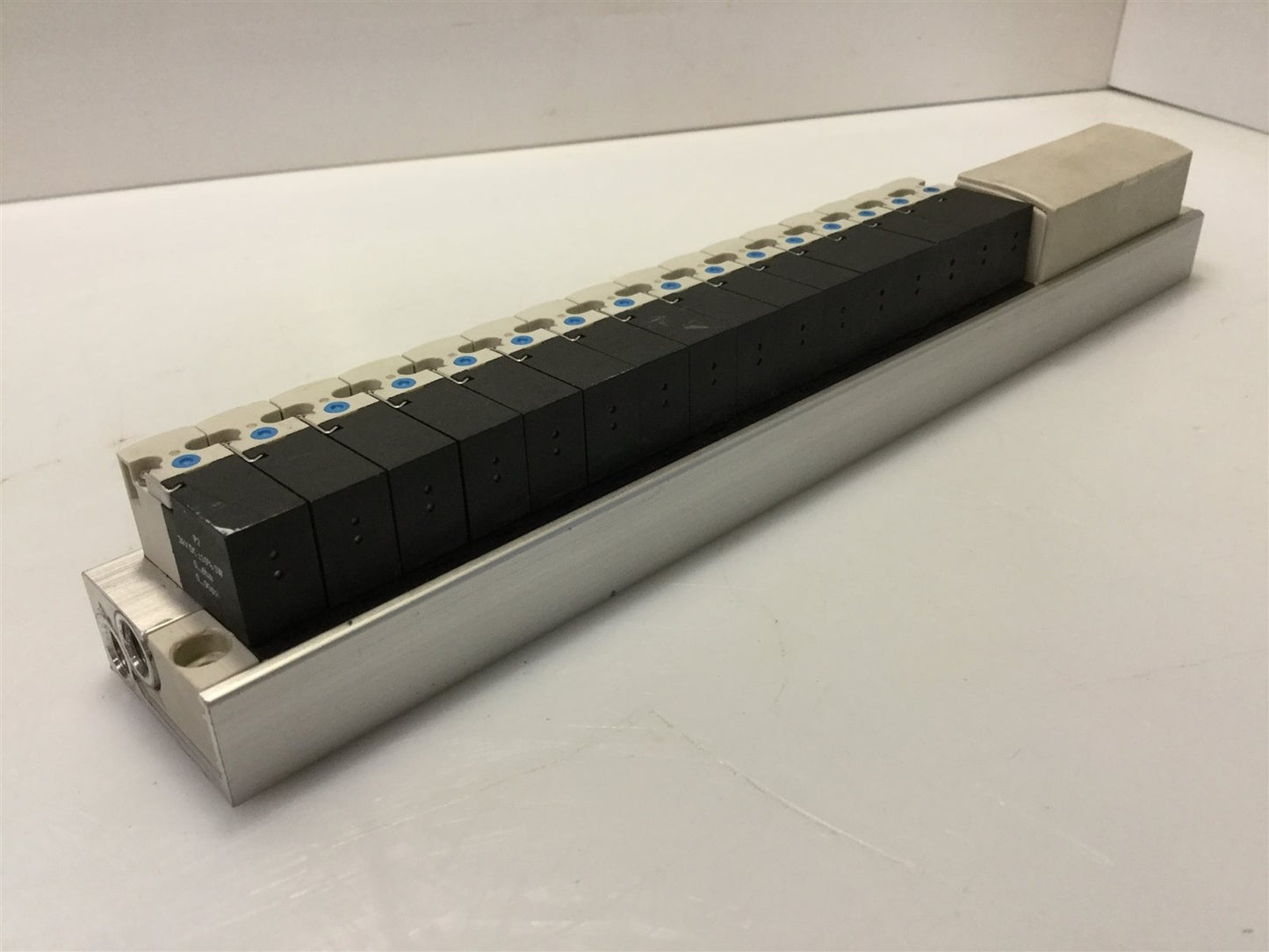 Used Bank of Festo 197026 MH1 Series Mini 3/2-Way Valve NO 24VDC DB-25 Manifold Assy.