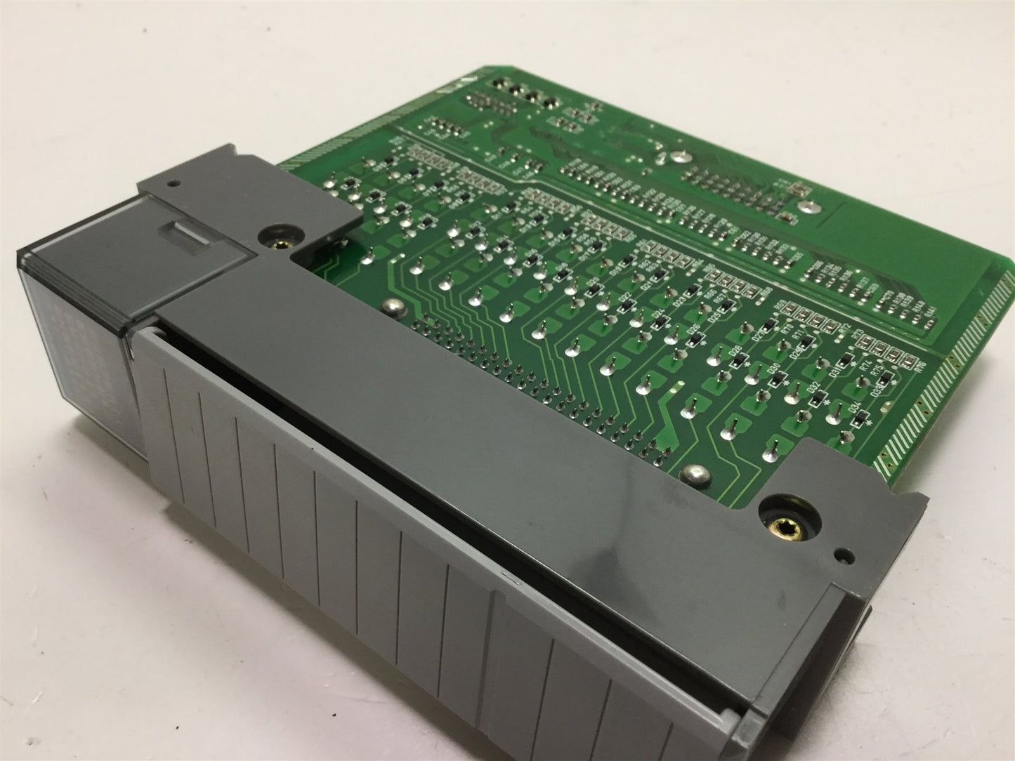 Used Allen Bradley 1746-IV32 SLC 500 Input Module, Series D, 15-30VDC, 32-Point