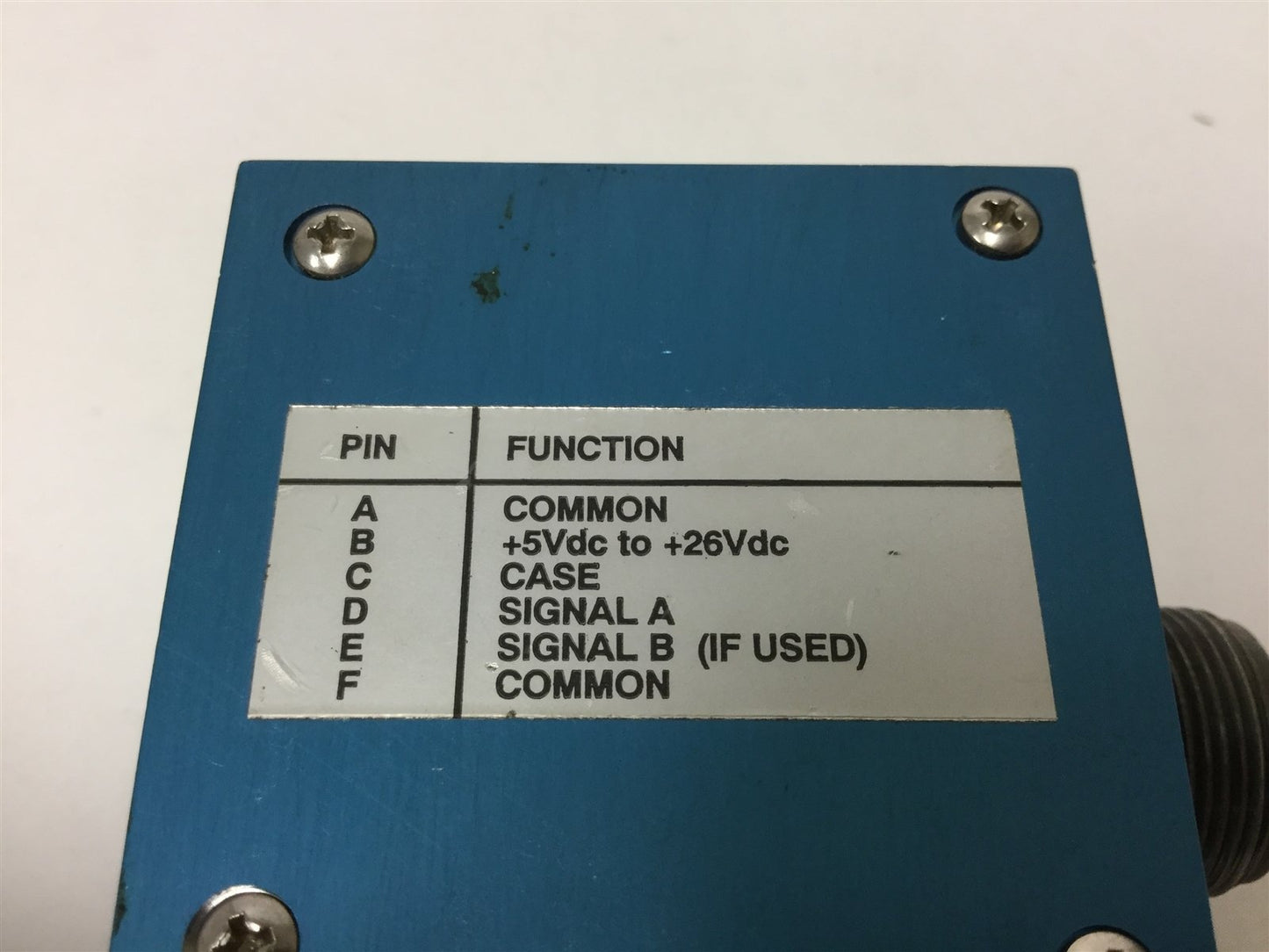 Used Dynapar 2112003000 Encoder, Shaft Diameter: 0.25", 6-Pin Connection, 5-26VDC