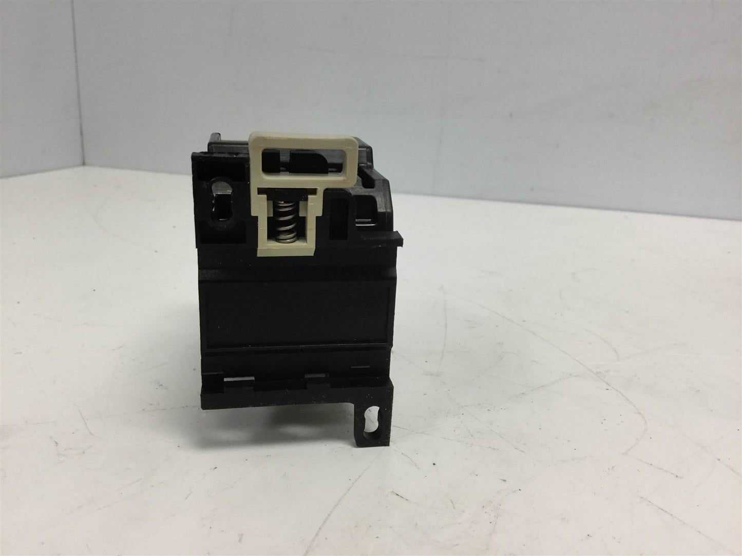 Used Telemecanique LR2-D1322 Thermal Overload Relay W/ LA7-D1064 Terminal Block, 600V