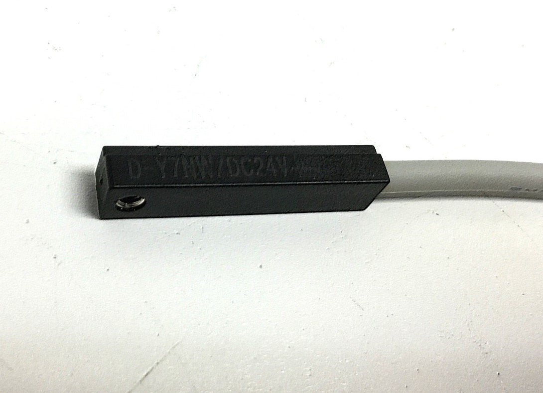 New Other SMC D-Y7NW Auto Switch, Solid State, 24VDC, NPN, 2-Color Indicator, 3-Pin NPN
