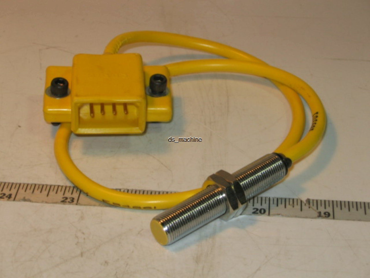 New Turck Bi2-G12-AZ31X/S502 Threaded Proximity Sensor