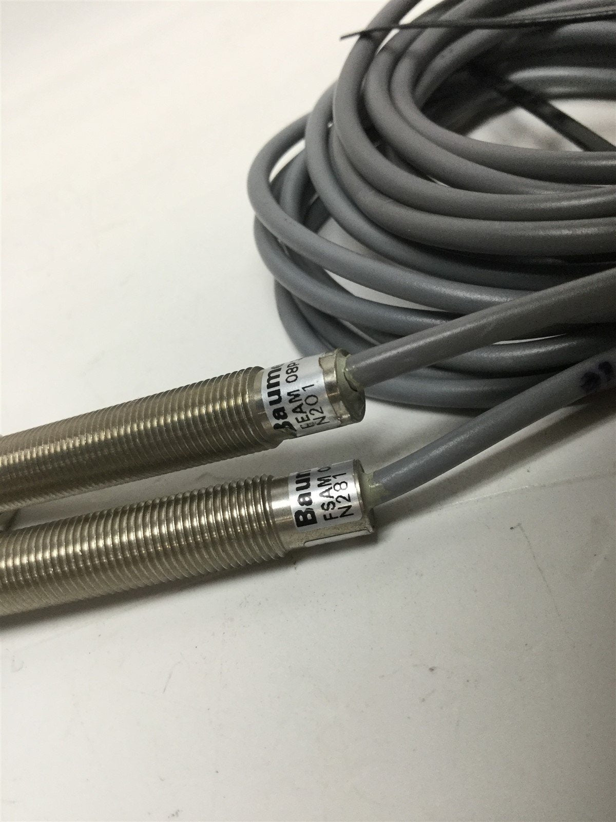 Used Baumer Electric FSAM 08D9002 and FEAM 08P3002 Through-Beam Sensor 10-30VDC, 2.5m