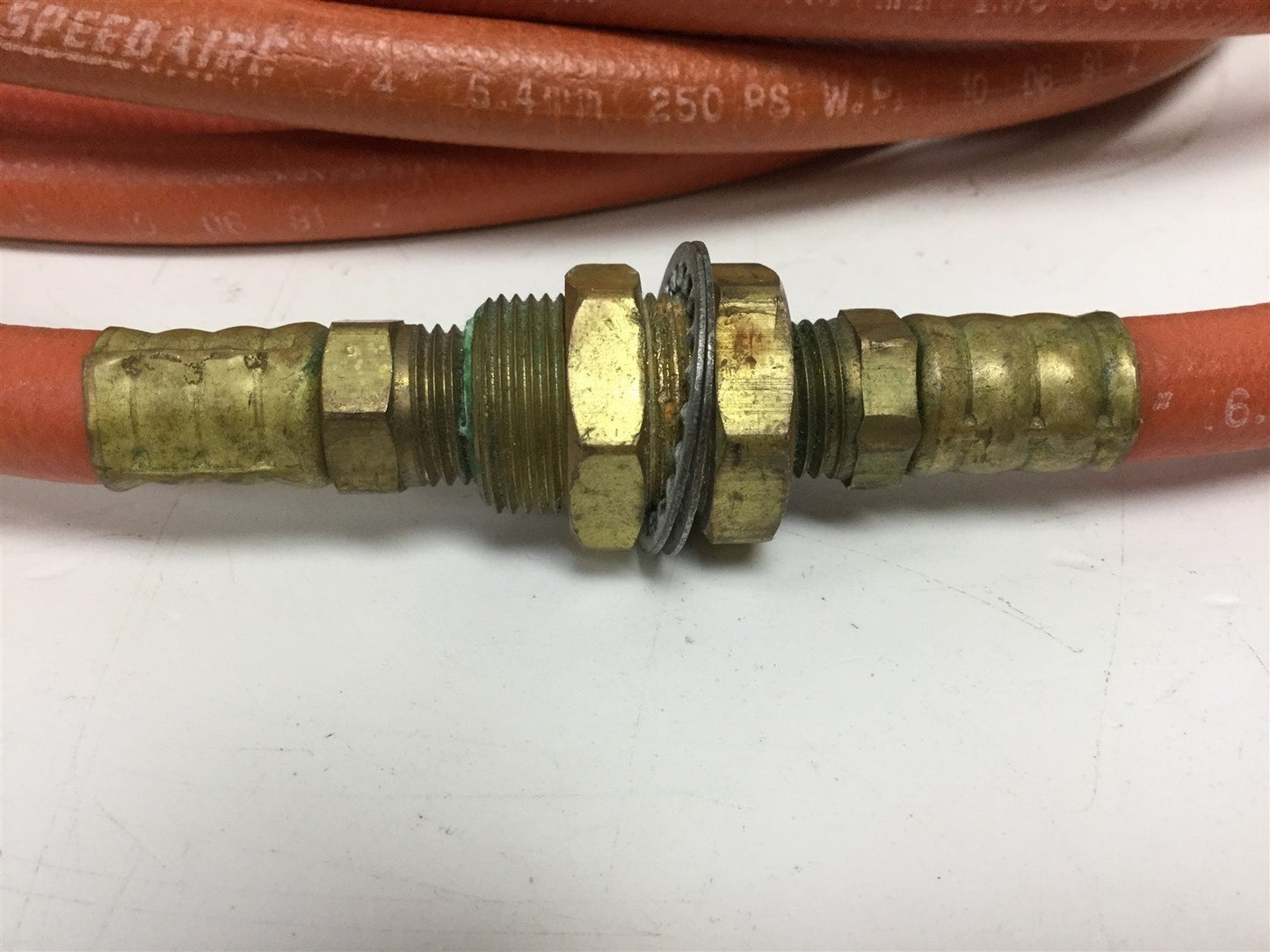 Used SpeedAir 2649C Pneumatic Hose 1/4" (6.4mm) 250 PSI W.P. 25' W/ Quick Disconnect