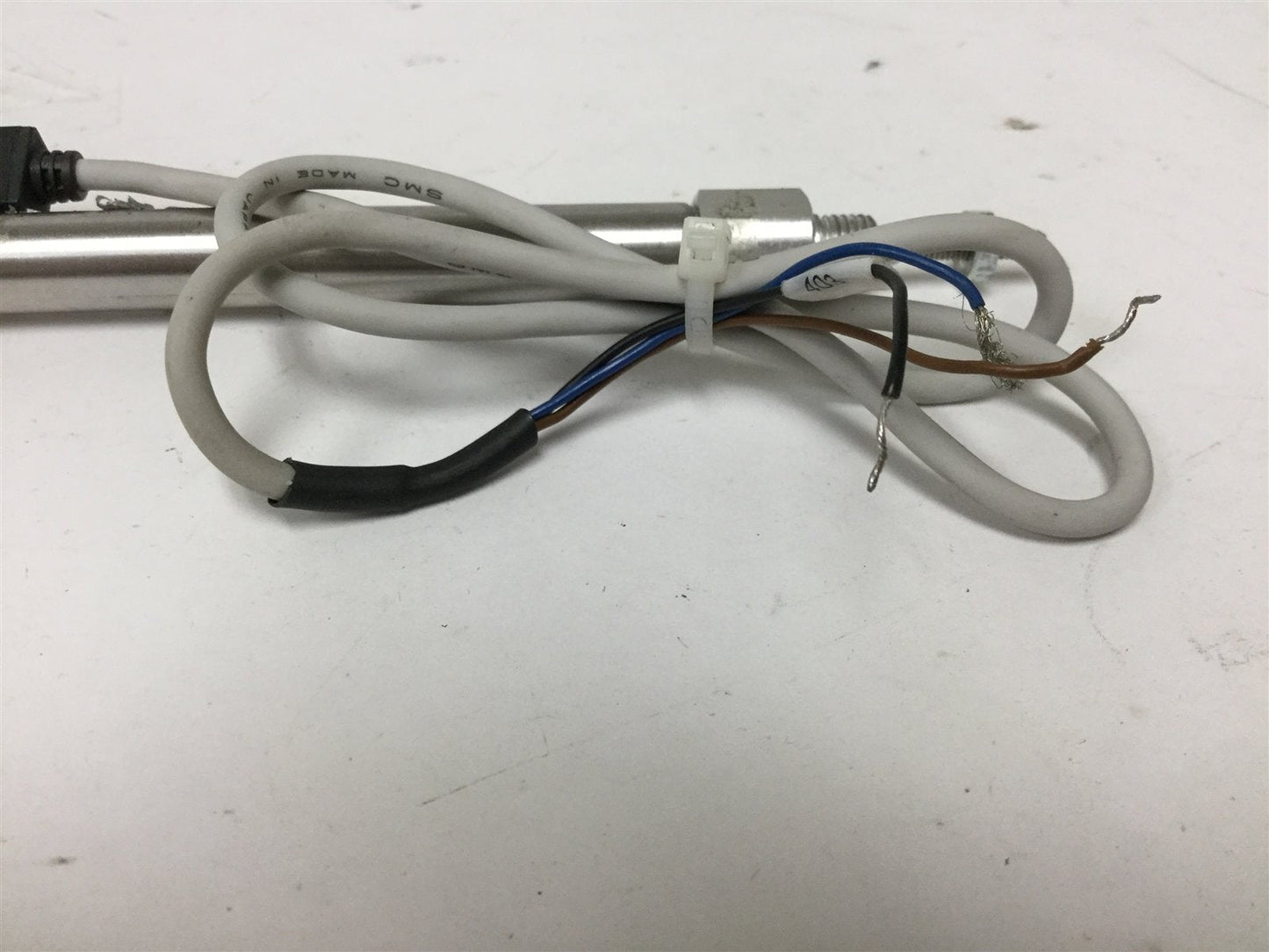 Used SMC NCDJ2WB10-400-H7A1S-X142US Double End Pneumatic Cylinder, Stroke: 4", 100psi