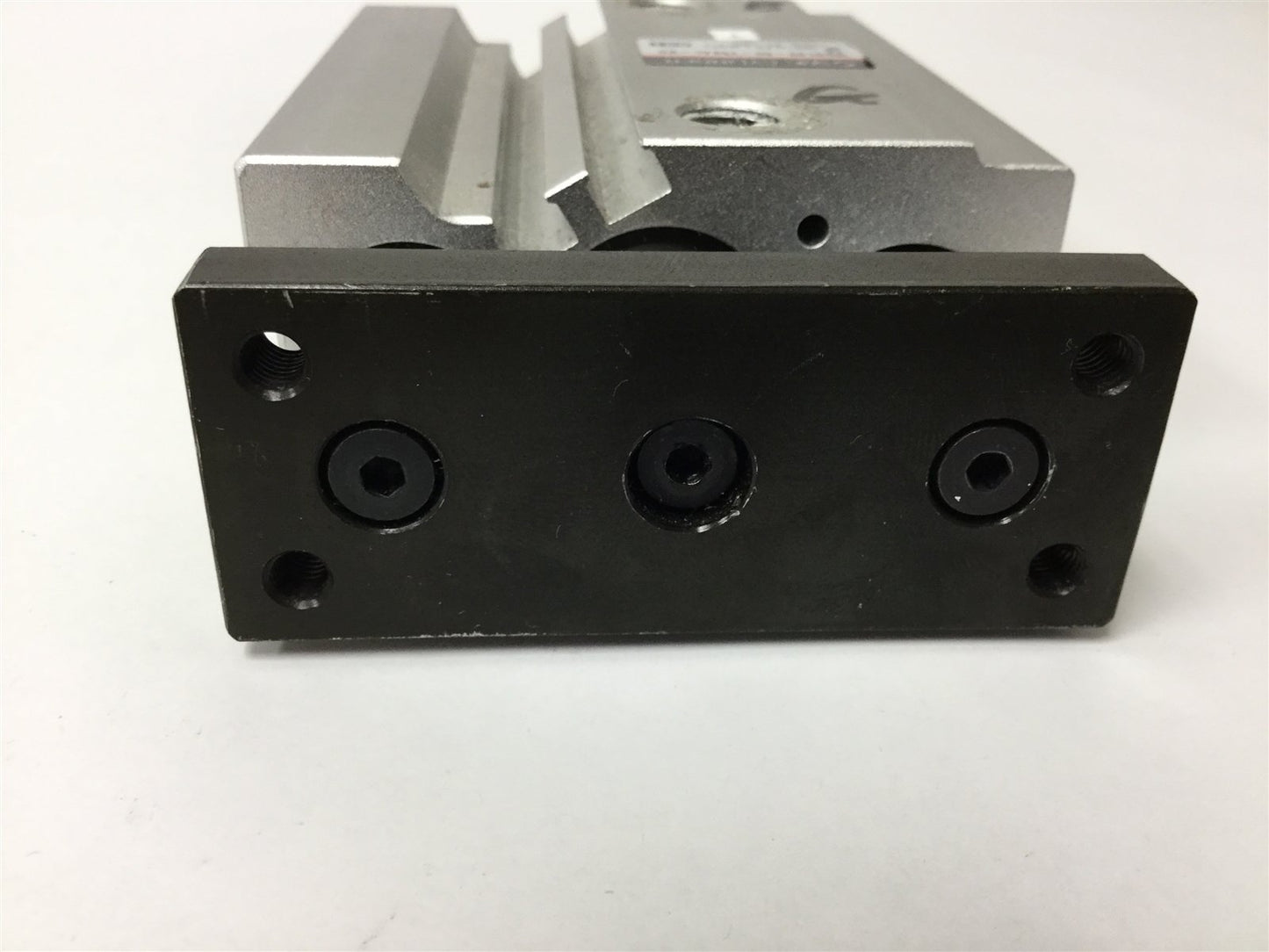 Used SMC MGQL20-50-Y59AL-XC18 Pneumatic Guided Cylinder 20mm Bore 50mm Stroke 145psi