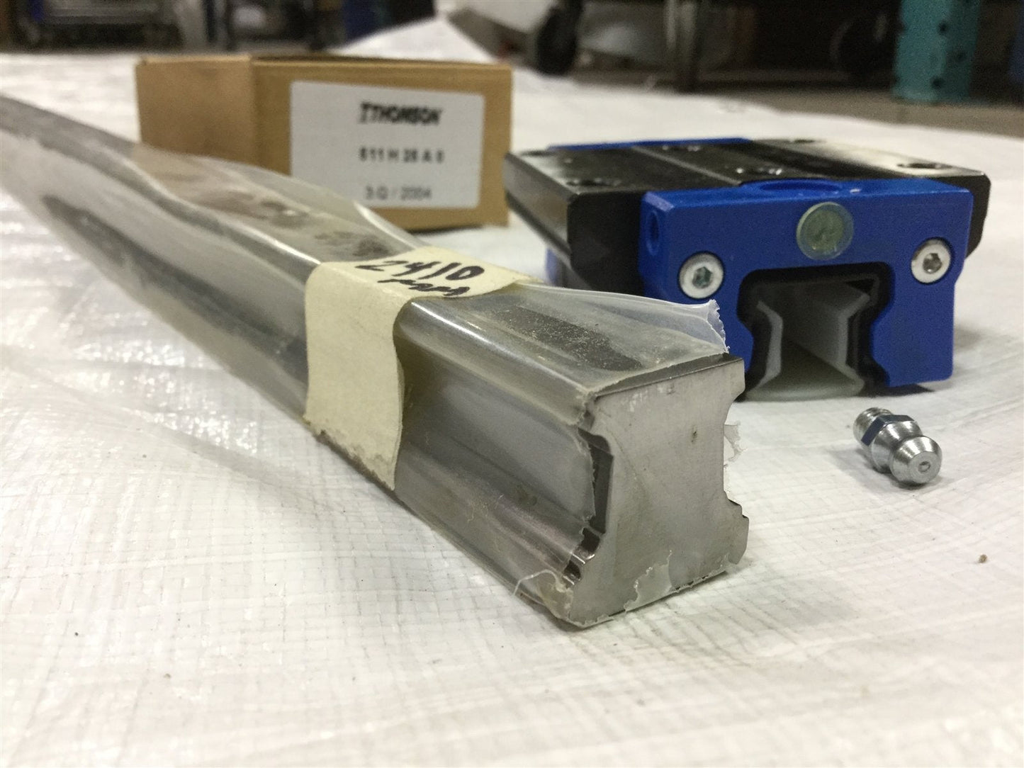 NEW Thomson Series 500 Linear Ball Bearing Rail w/Carriage Size-25 Length+2400mm