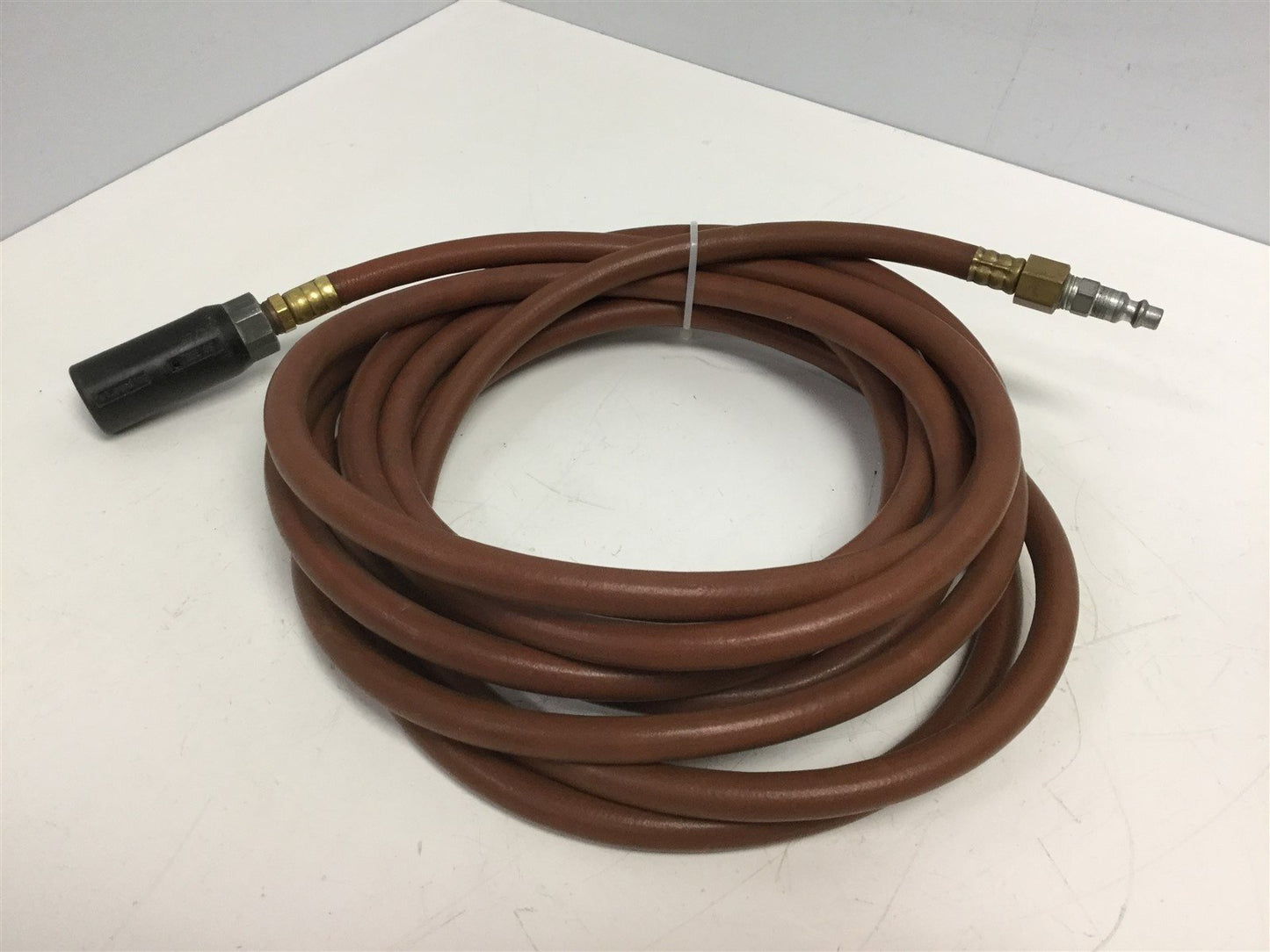 Used SpeedAir 042792C Pneumatic Hose 1/4" (6.4mm) 250psi W.P 16' W/ Quick Disconnect