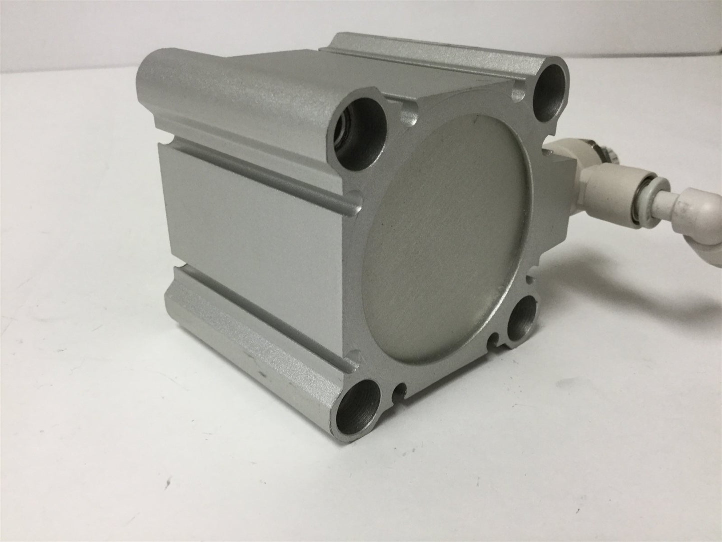 Used SMC CDQ2B50TF-20SZ Pneumatic Cylinder, Pressure: 1 MPa, Bore: 50mm, Stroke: 20mm