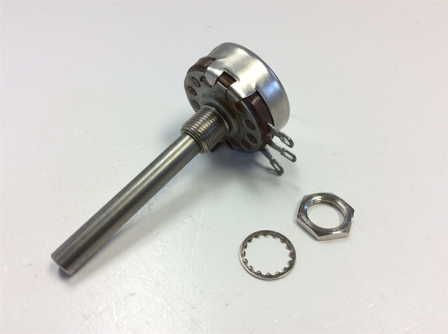 New Allen-Bradley JA1N200P505UA Potentiometer 5.0 MEG OHMS 10% Tolerance