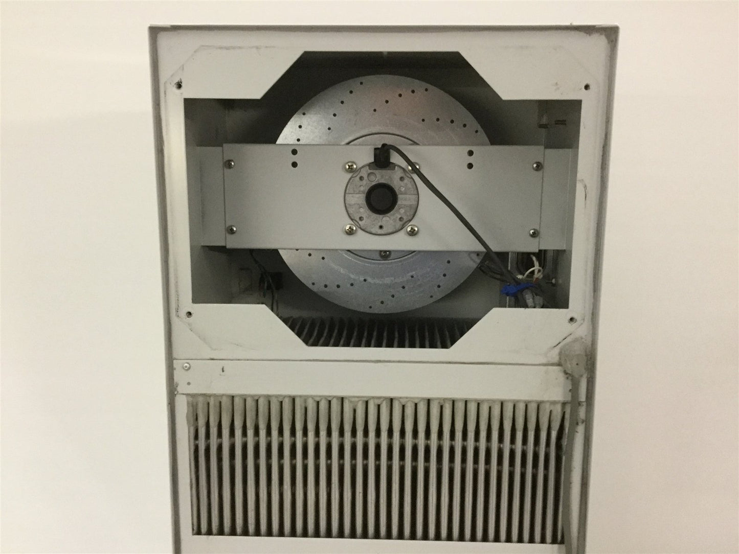 Used Hoffman APW ProAir XR60-8426-012H Enclosure Heat Exchanger Fan Air Cooled 230VAC