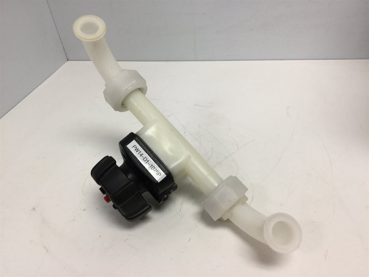 Used Cole-Parmer TZD100-075 Tri-Clamp T-Diaphragm Valve Maxi Run-Mini Branch Black