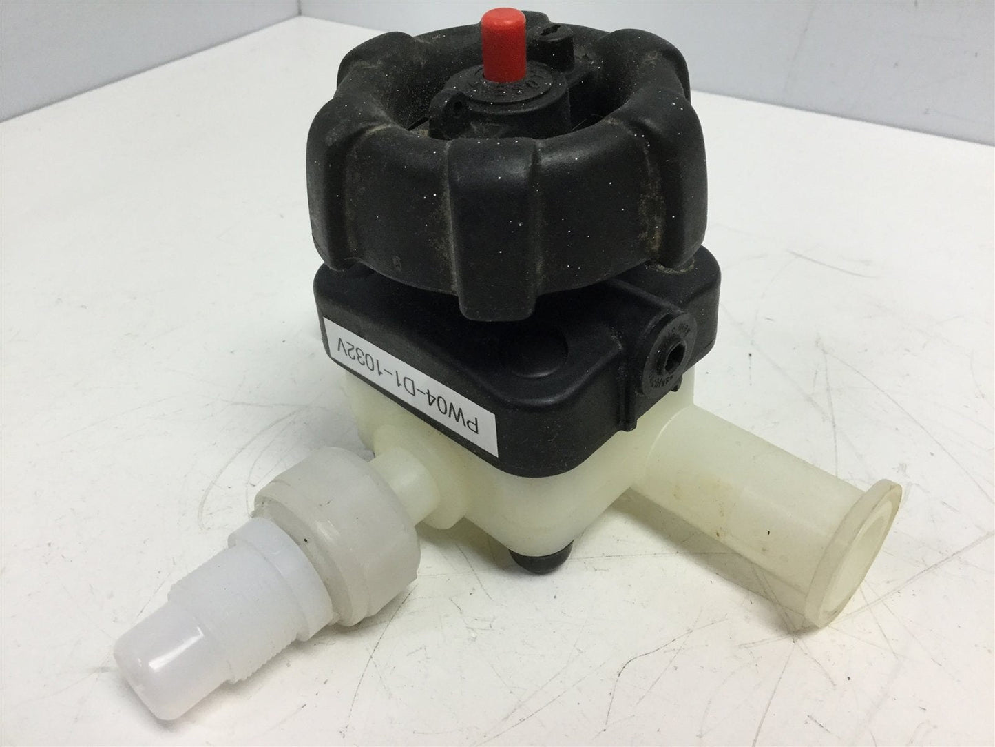 Used Cole-Parmer TZD100-075 Tri-Clamp T-Diaphragm Valve Maxi Run-Mini Branch Black