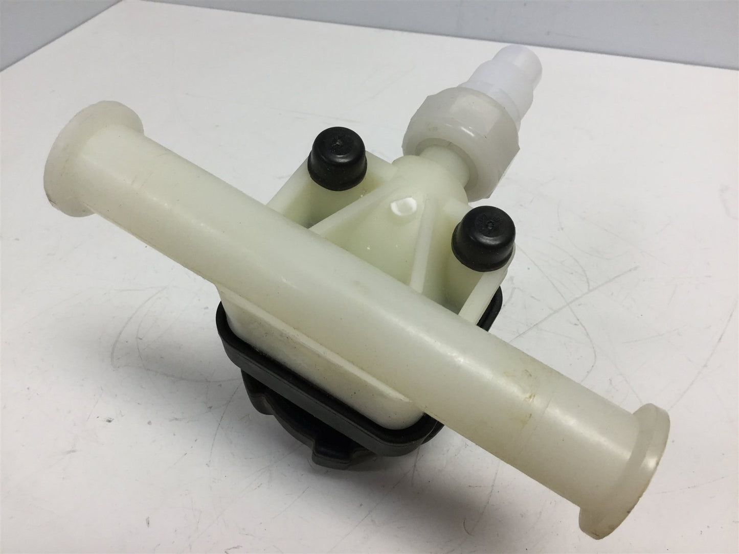Used Cole-Parmer TZD100-075 Tri-Clamp T-Diaphragm Valve Maxi Run-Mini Branch Black