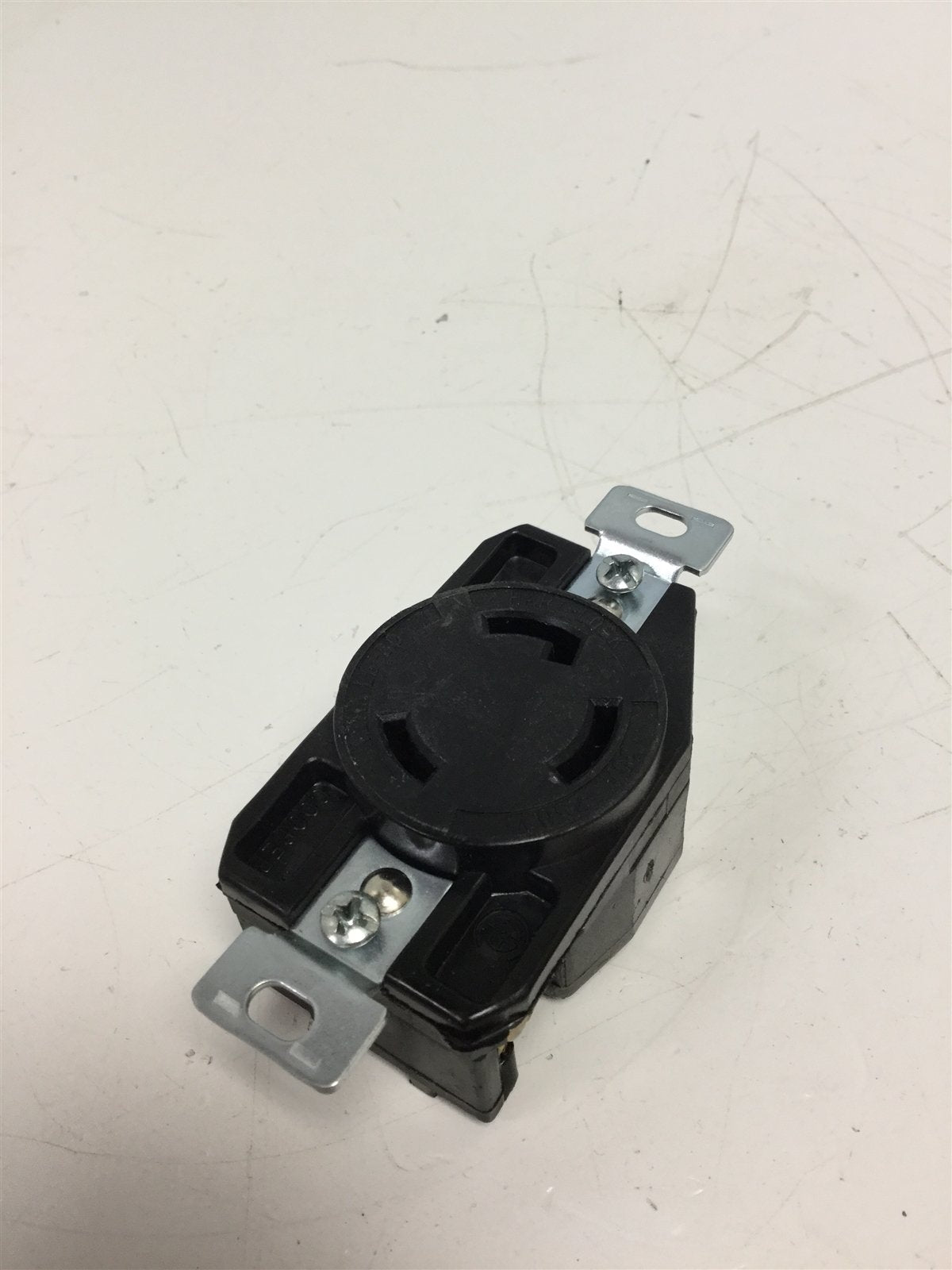 Used Cooper Hart-Lock Receptacle Nema L6-30 Voltage: 250 VAC, Amperage: 30A, 3-Pole