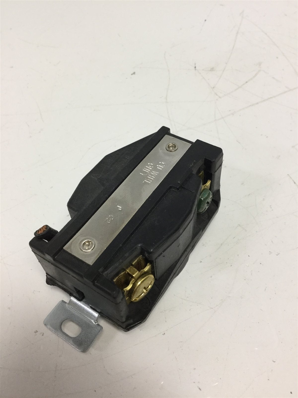 Used Cooper Hart-Lock Receptacle Nema L6-30 Voltage: 250 VAC, Amperage: 30A, 3-Pole
