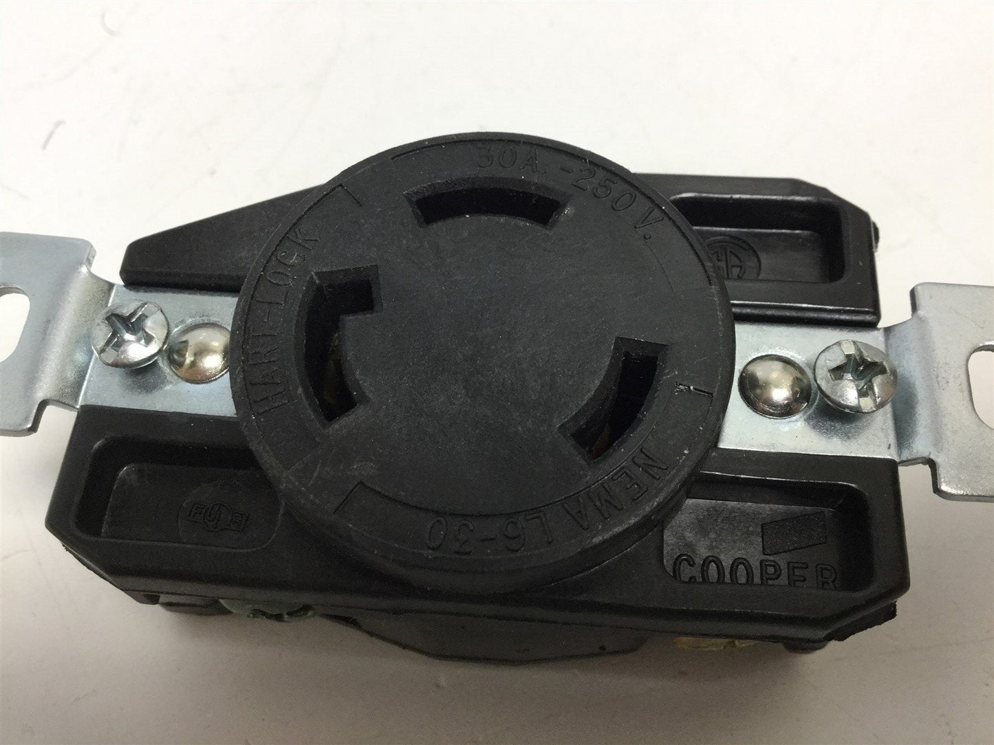 Used Cooper Hart-Lock Receptacle Nema L6-30 Voltage: 250 VAC, Amperage: 30A, 3-Pole