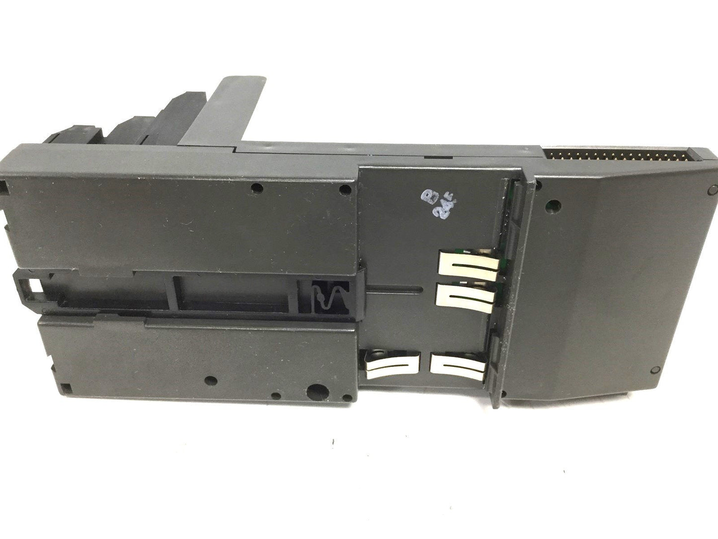 Used GE Fanuc IC200MDL940C Input Relay Module 24VDC 16PT With IC200CHS022A IO Carrier
