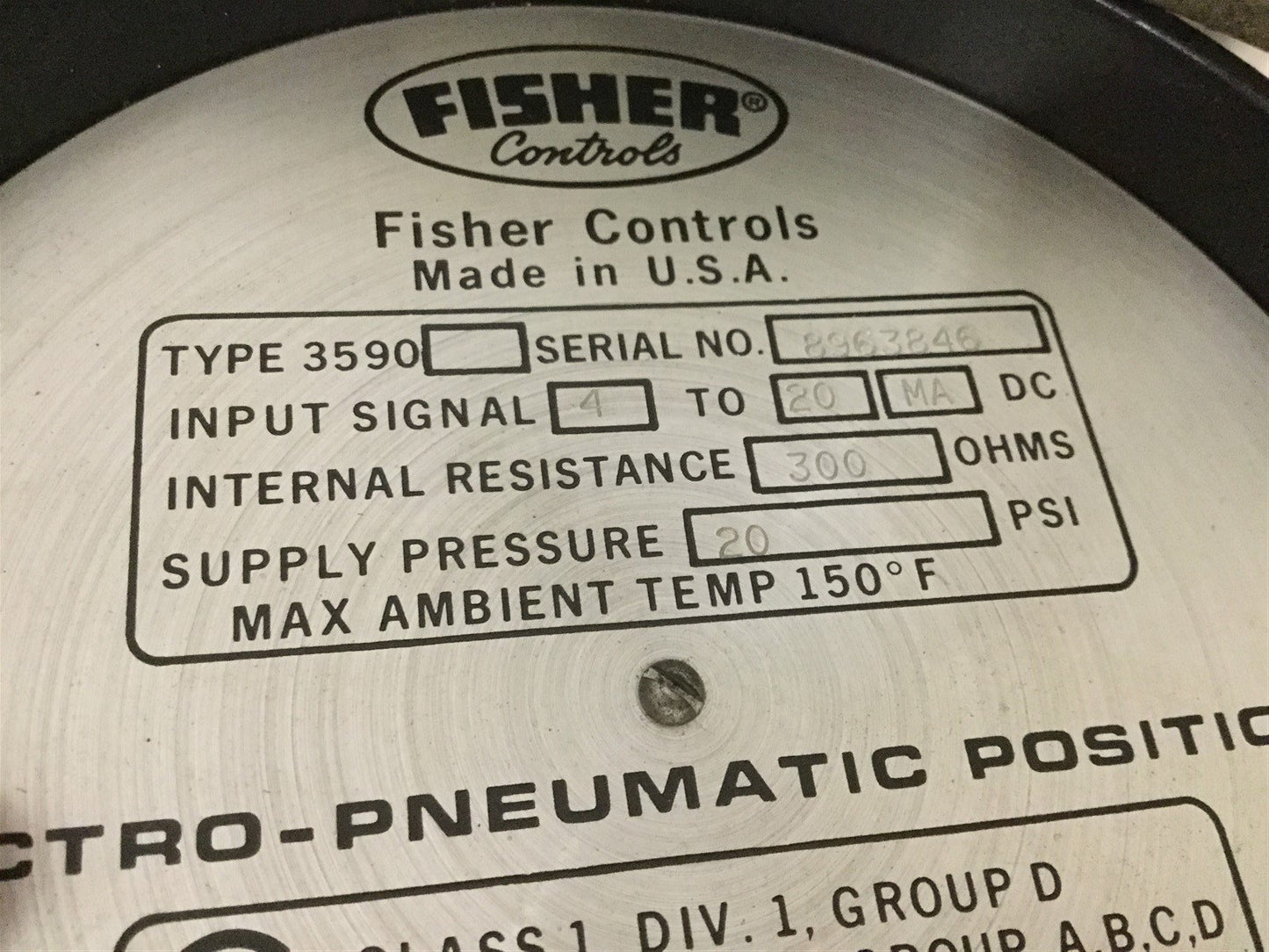 Used Fisher 667 Actuator with EZ Body and 3590 Electro-Pneumatic Positioner, 1/2" NPT