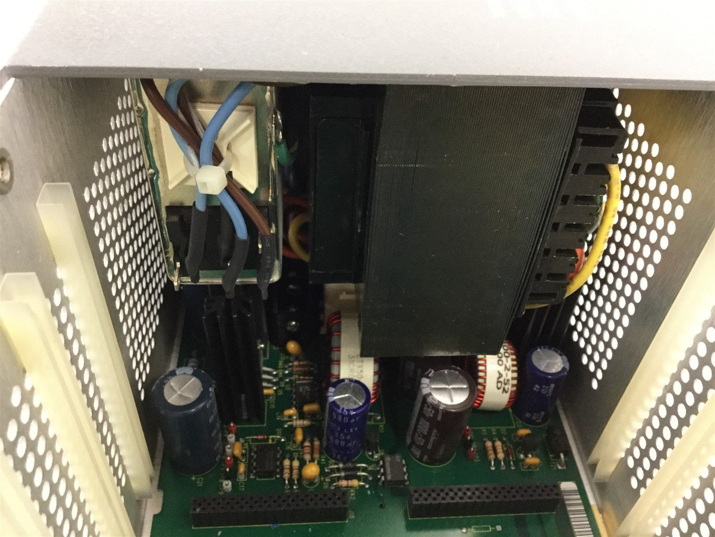 Used Control Technology 2700AP-16 PAC/PLC Controller Backplane Rack Chassis, 16-Slot