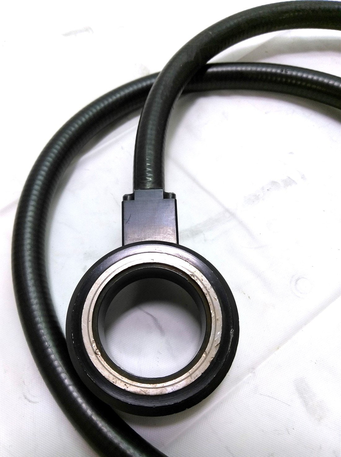 Used Fiber Optic Ring Light, Ring ID: 1 1/8" OD: 1 7/8" Length: 33", Bundle: 6mm