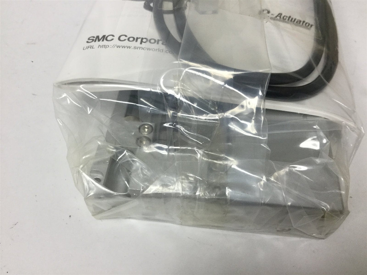 New SMC E-MY2H16L-100TAPA E-Rodless Actuator, Stroke: 100mm, Power: 24VDC 2.5A