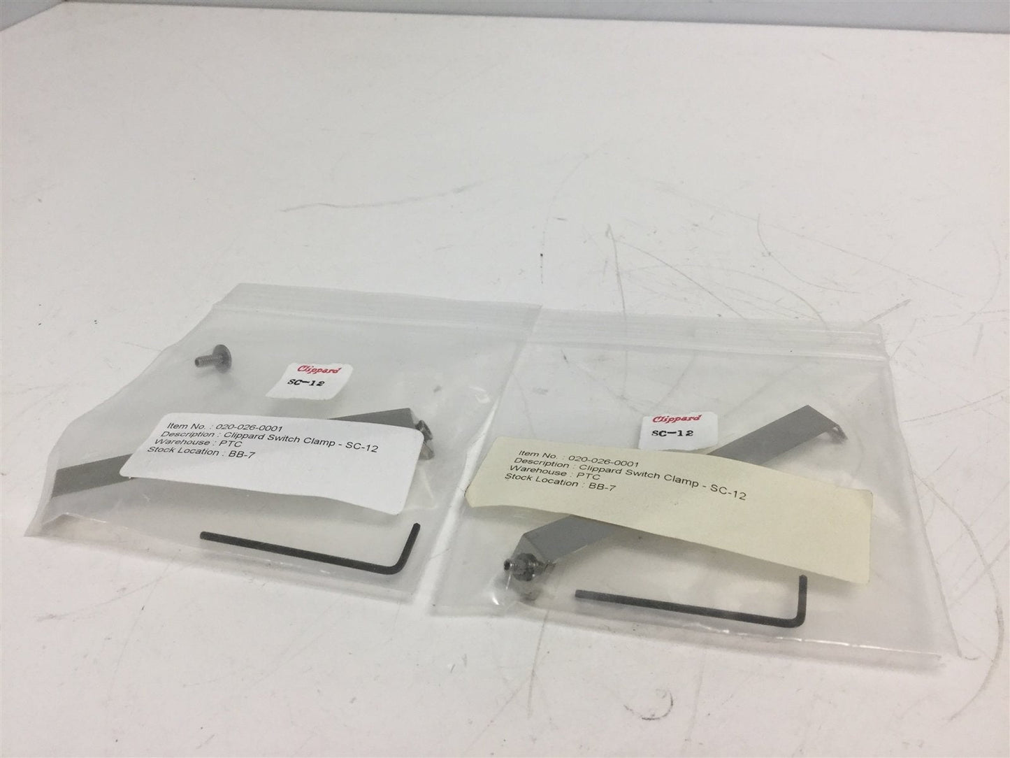 New Lot of 2 New Clippard SC-12 Universal Cylinder Sensor Clamp 1" Diameter