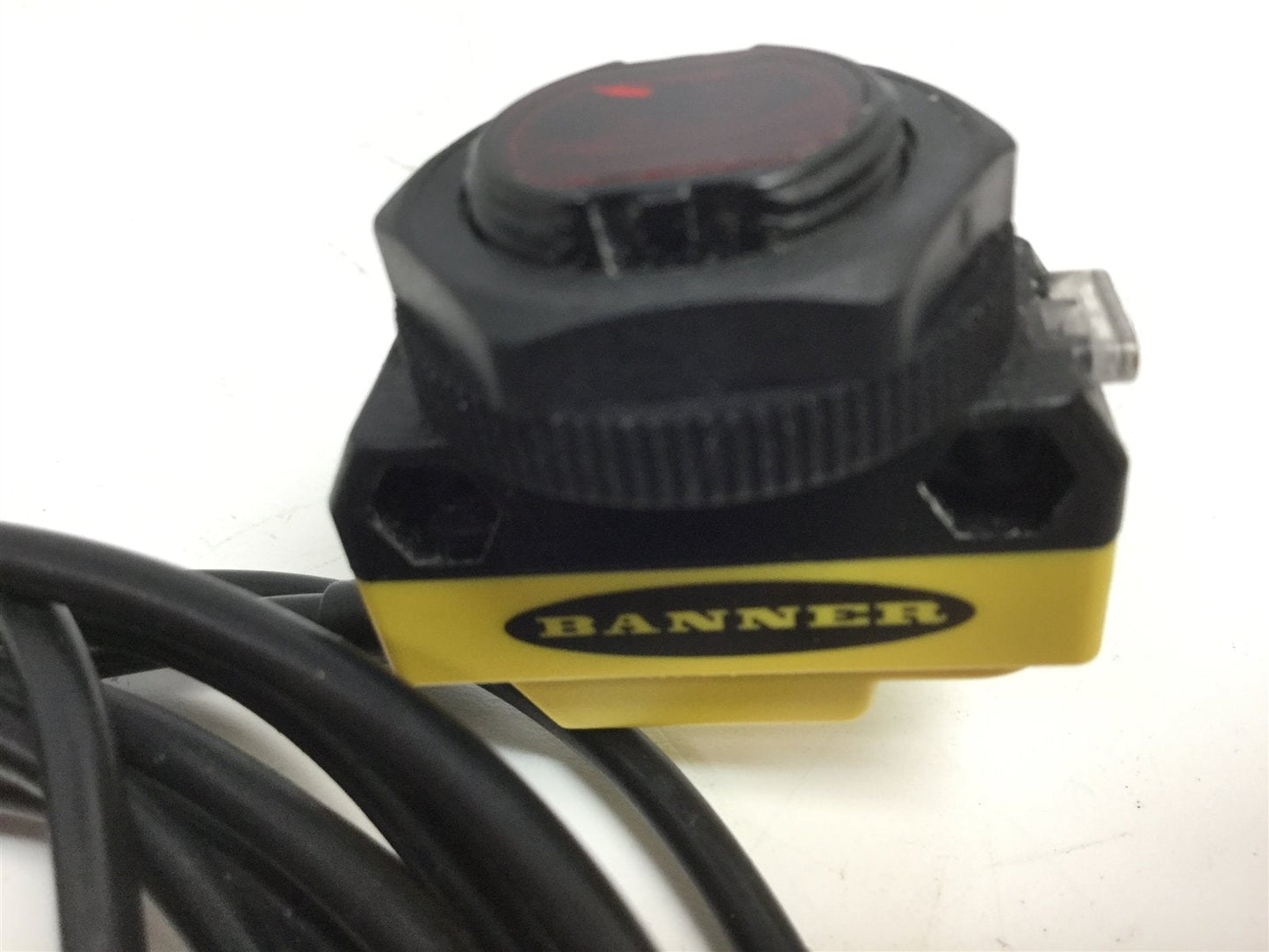 Used Banner QS18VN6R Photoelectric Infrared Sensor, Range: 20 M, NPN, Max: 30VDC