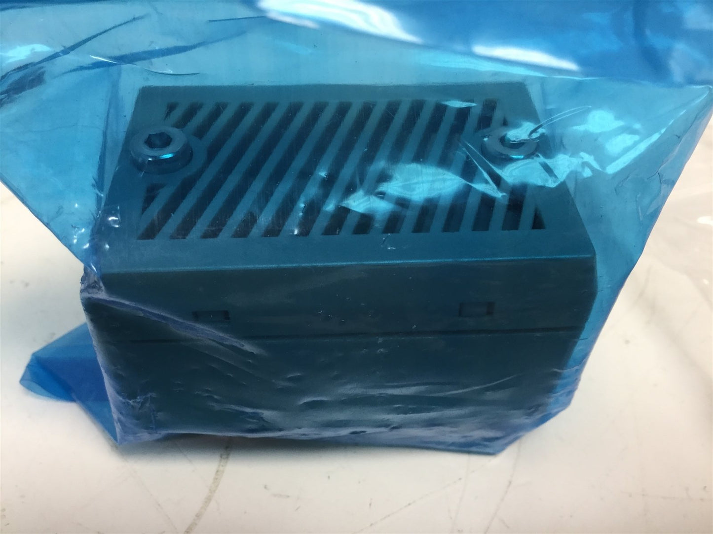 New SMC NZZM02-T04SR Vacuum Ejector Series Valve Manifold for All In One System