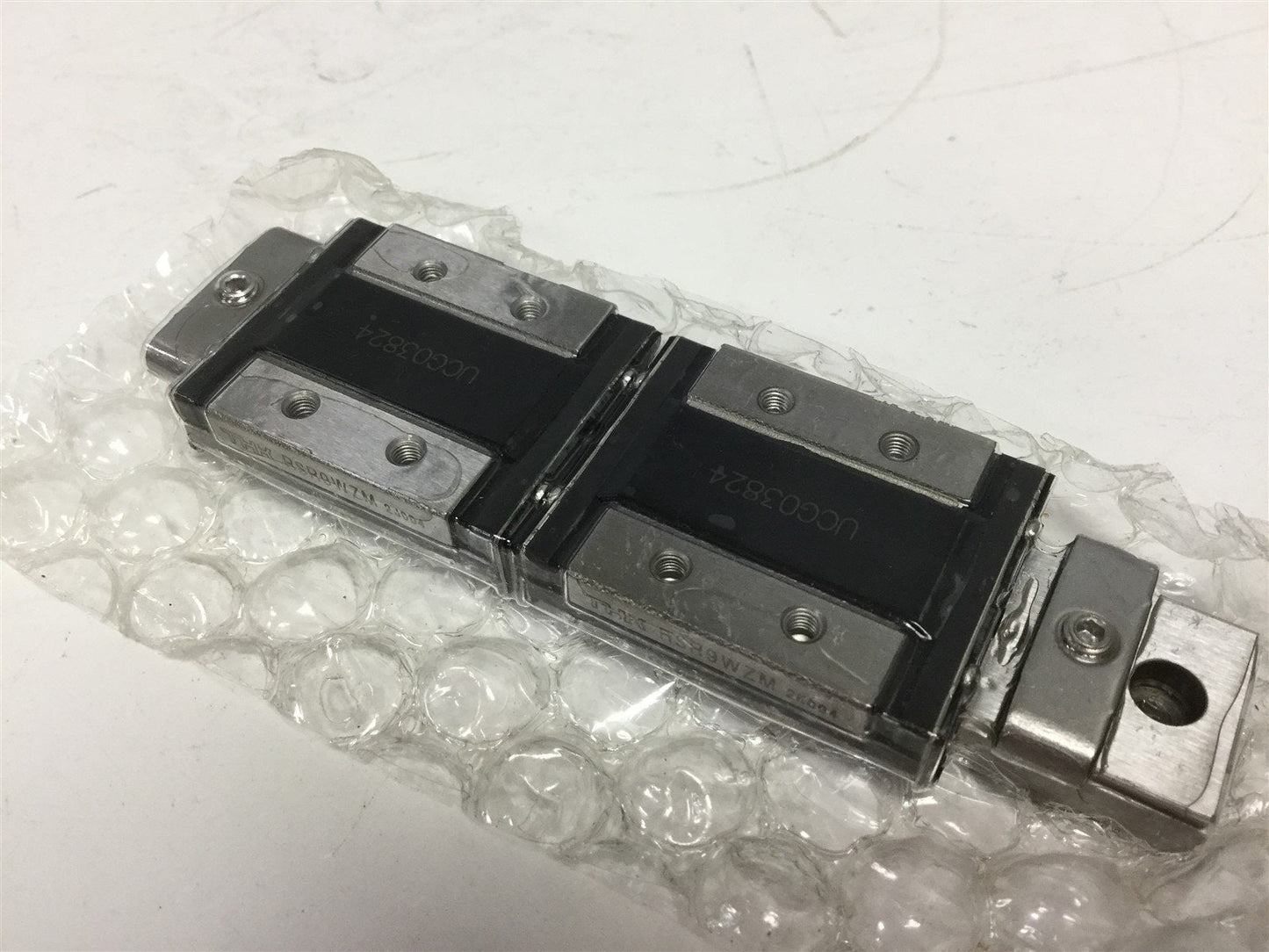New THK SRS9WZM Linear Rail With 2x Roller Carriages, Rail Length: 4.15"