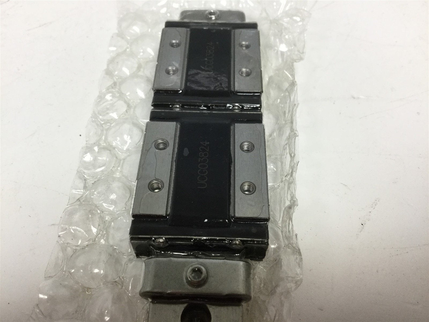 New THK SRS9WZM Linear Rail With 2x Roller Carriages, Rail Length: 4.15"