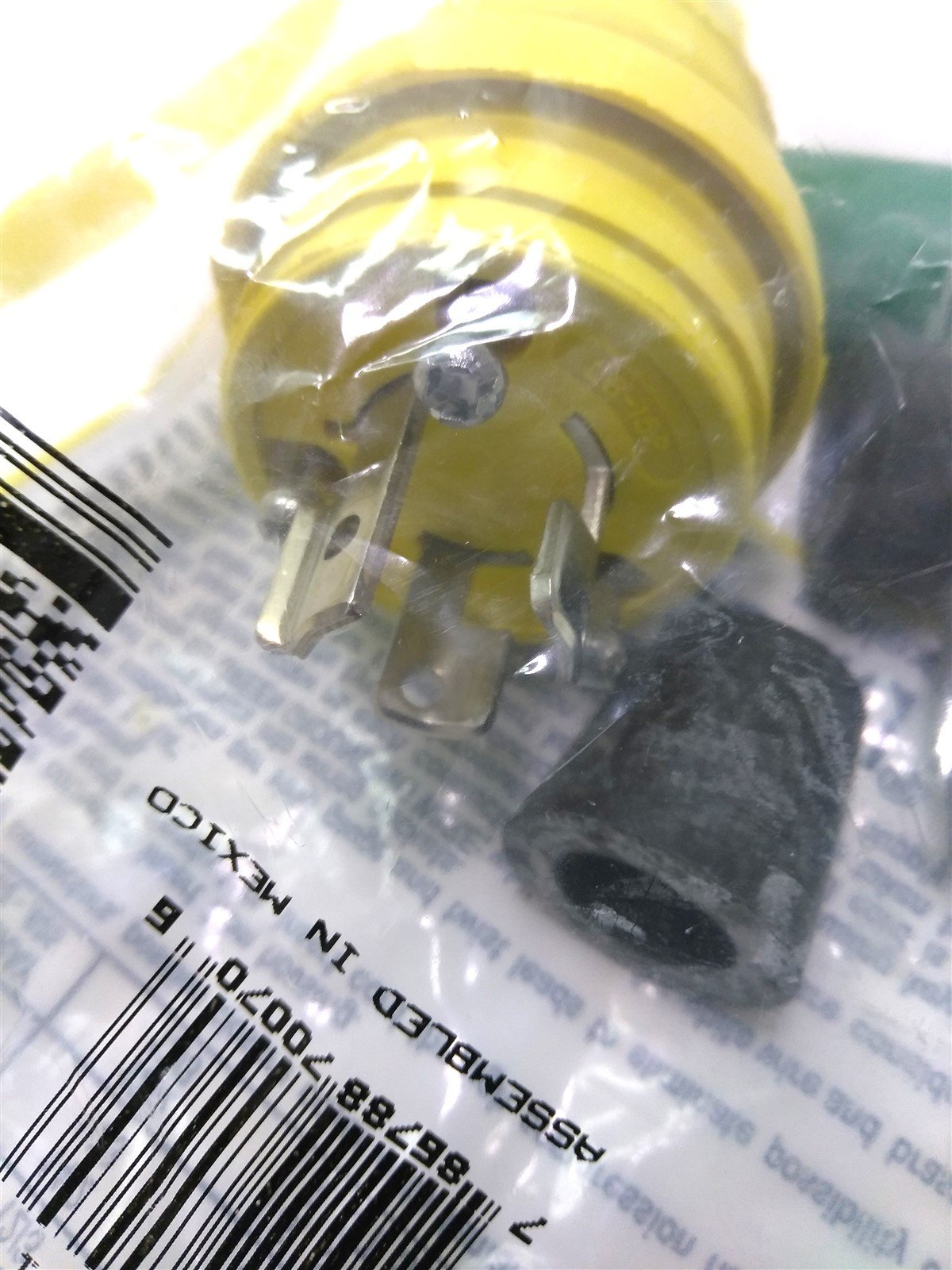 New Daniel Woodhead 24W49 Watertite Plug, Locking Blades NEMA L6-15, 15A, 250VAC