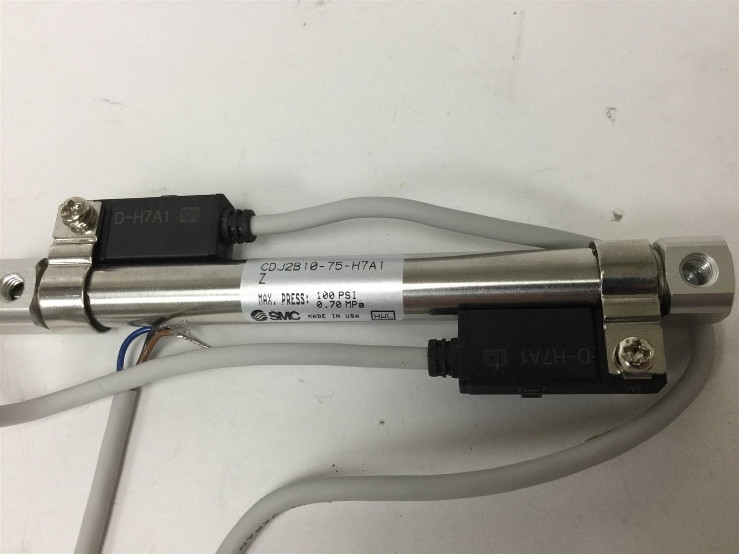 New SMC CDJ2B10-75-H7A1 Pneumatic Cylinder, Stroke: 75mm, Bore: 10mm, 2x D-H7A1