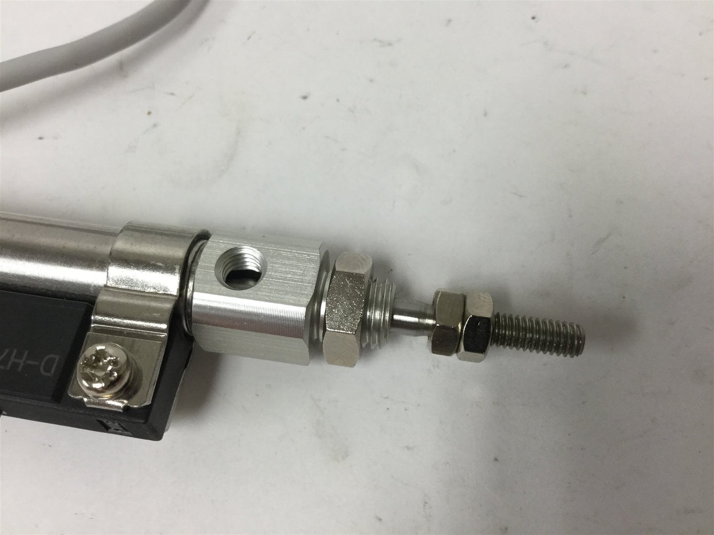 New SMC CDJ2B10-75-H7A1 Pneumatic Cylinder, Stroke: 75mm, Bore: 10mm, 2x D-H7A1