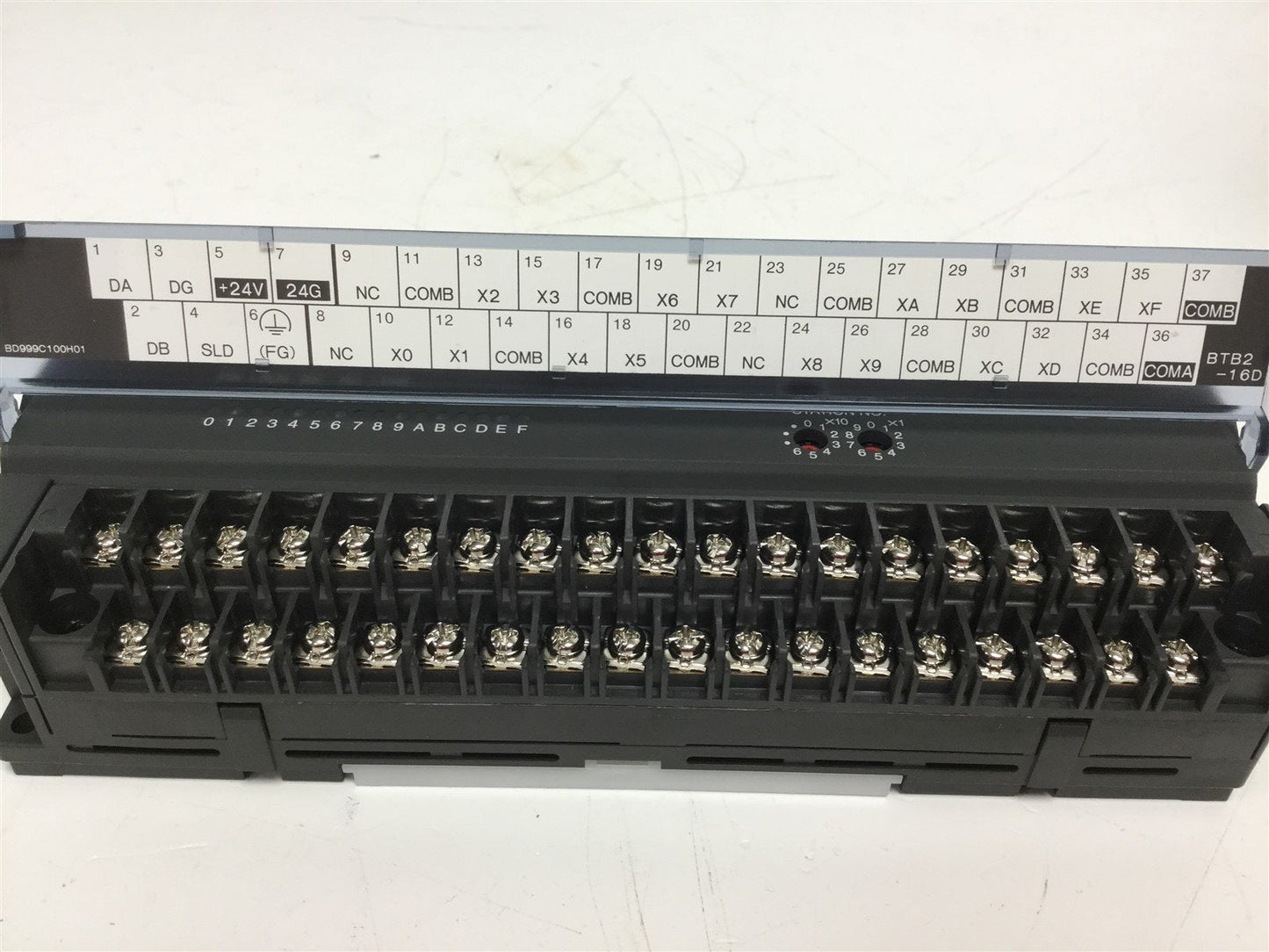 New Mitsubishi AJ65BTB2-16D CC-Link Remote Screw Terminal Block Inputs 16, 24VDC