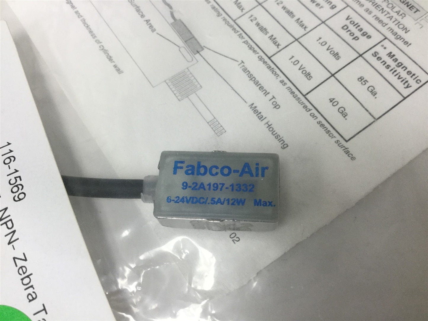 New Lot of 2 New Fabco Air 9-2A197-1332 Cylinder Position Switches, Voltage: 6-24VDC