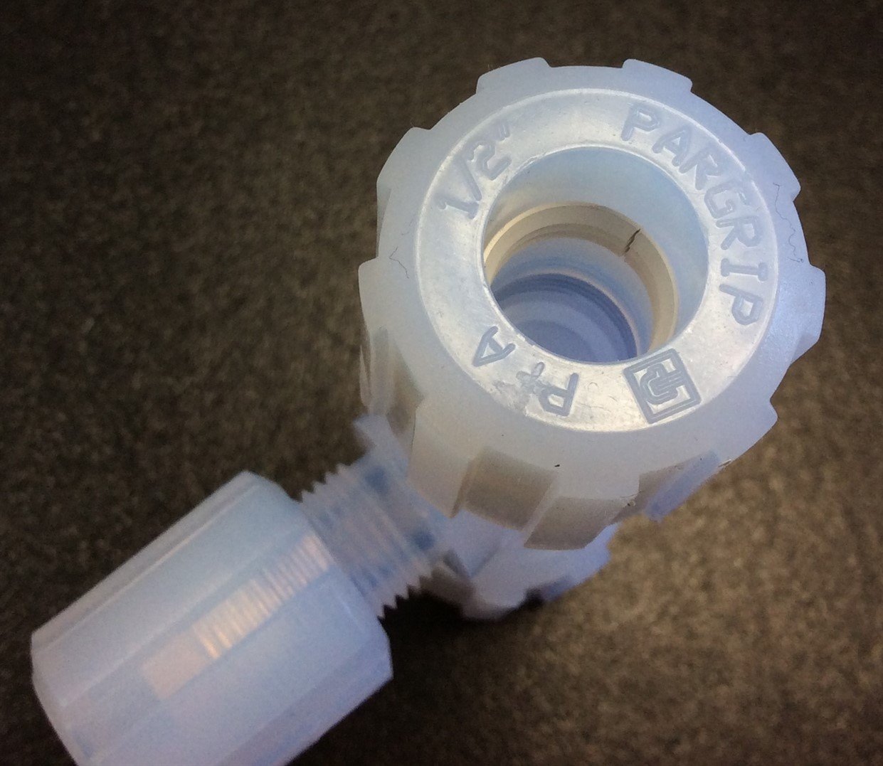 Used Parker GTCR-884 Pargrip Tee Connector Reducer, 1/2" x 1/4" x 1/2" Tube Size, PFA