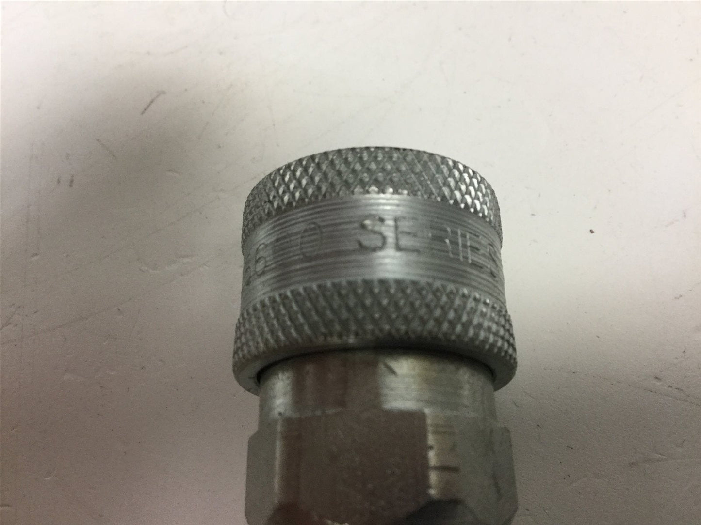Used Lot of 2 Parker 6600 Series Quick Couplings Female, 1/4" NPT, 4000 PSI, 28GPM