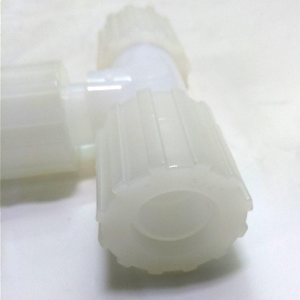 Used Entegris UT12-12T-12FN-1 Tee Adapter Flaretek 3/4" SpaceSaver 3/4" Flaretek 3/4"