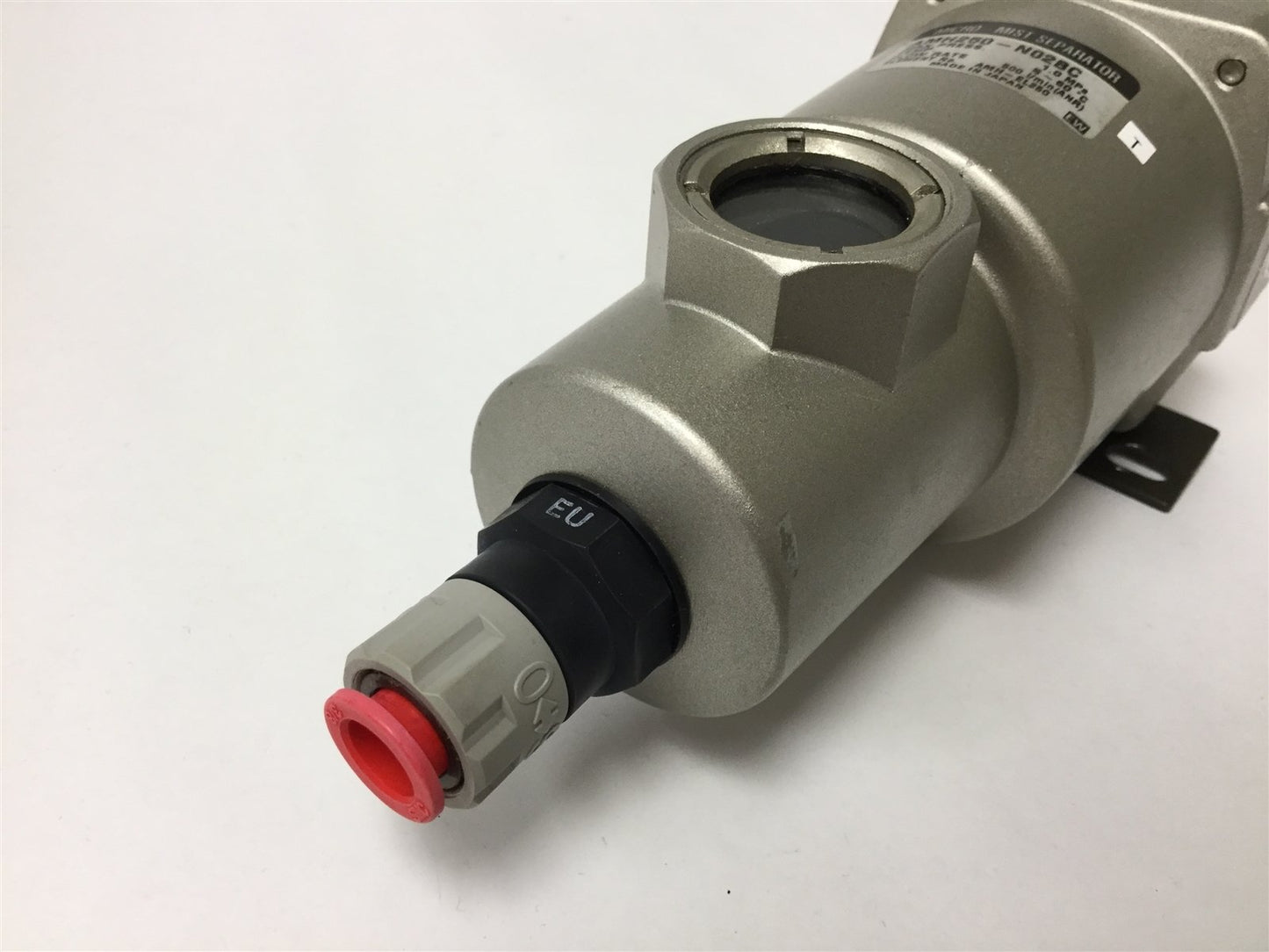 Used SMC AMH250-N02BC Micro-Mist Separator, Pressure: 1MPa, Flow: 500 l/min, 1/4" NPT