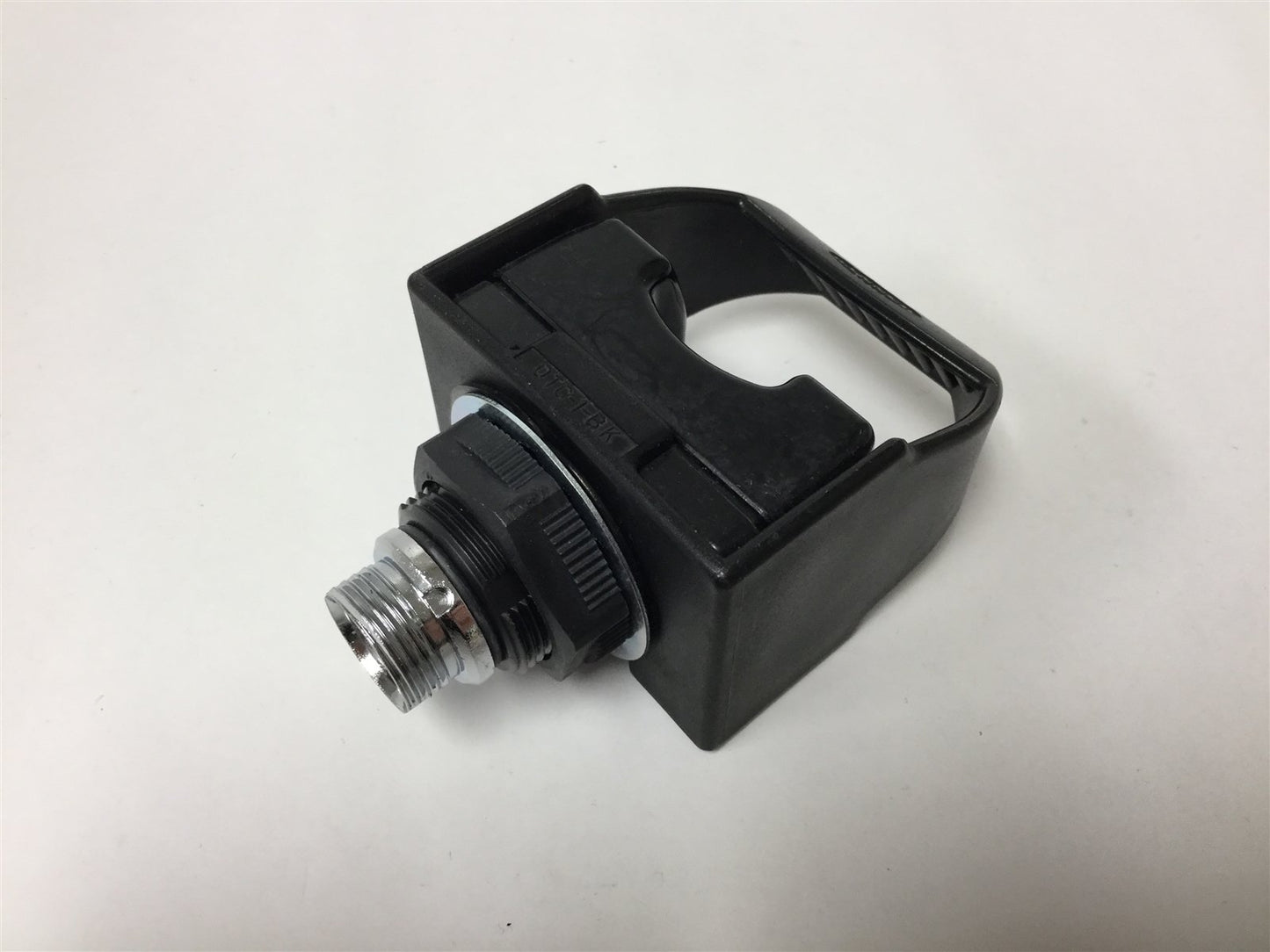 Used Banner Touch Button/Switch, Voltage: 24VDC, Output: NPN (Sinking) 4-Pin