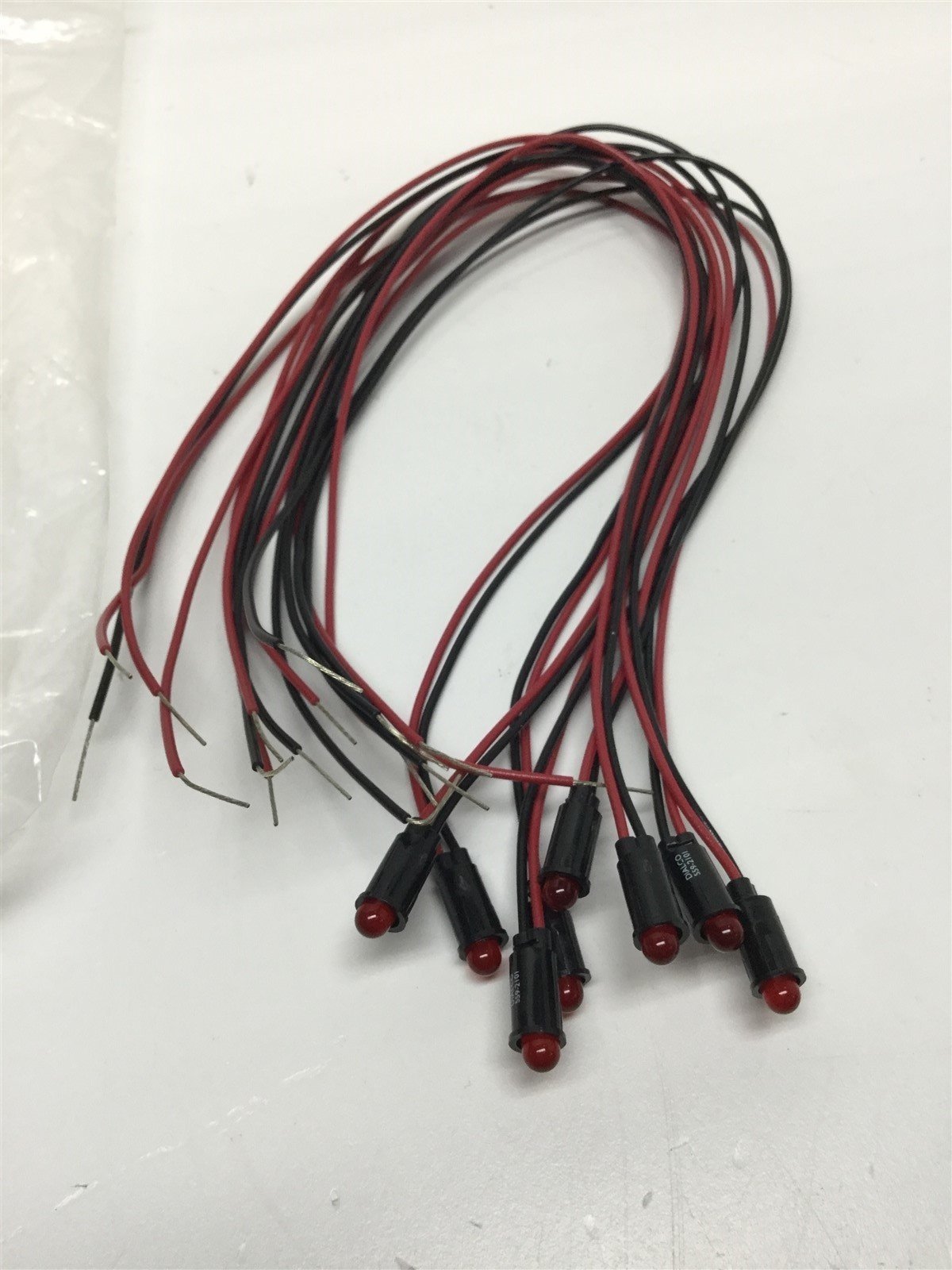 New Lot of 8 New Dialight 559-2101-007 LED Panel Mount Indicator, Red, 6.35mm, 5V