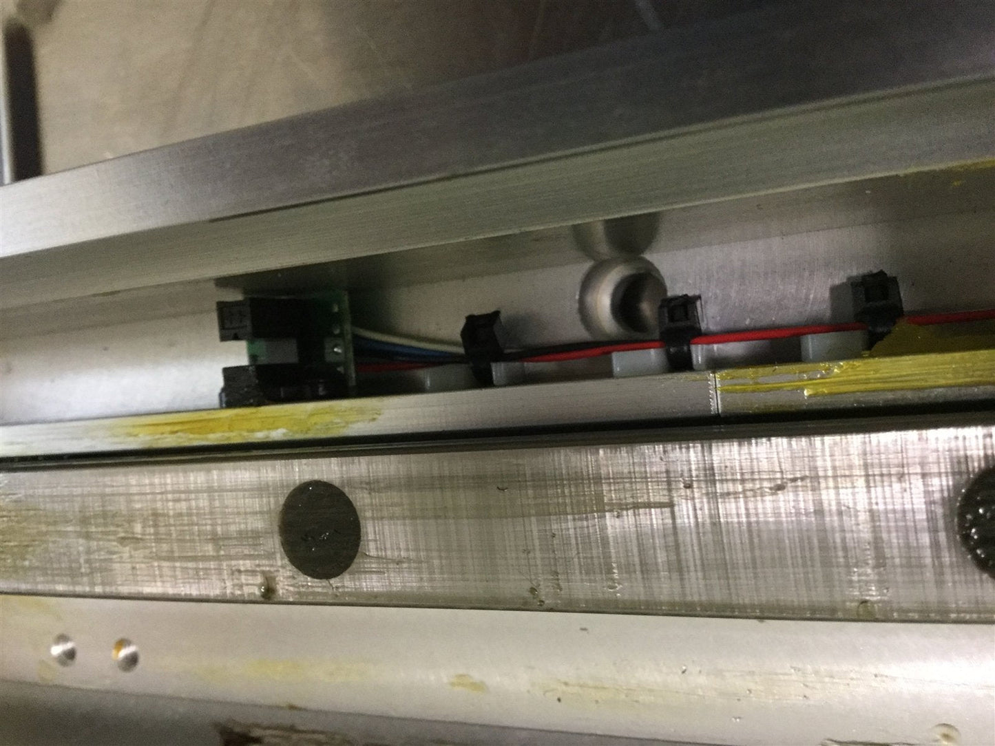Used Parker 406020LNSD2L2C6M1E1W1 Linear Positioner Table Travel: 500mm, Voltage 170V