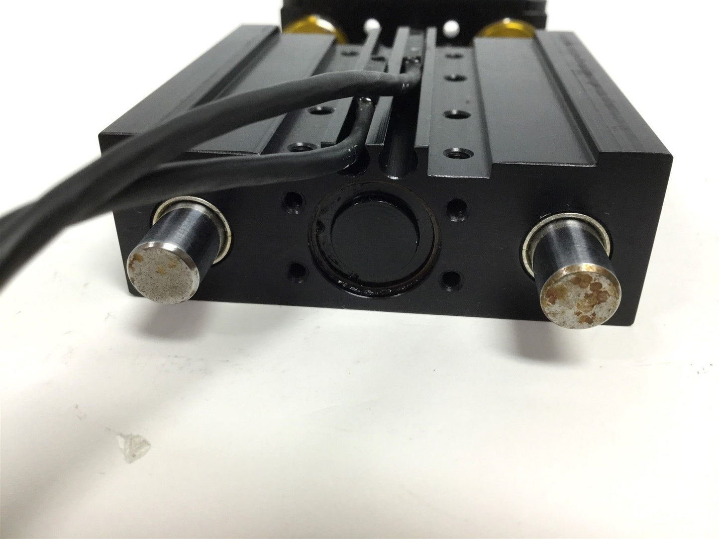 Used Destaco DLT-08-E-C-1 Guided Cylinder Pressure: 100 psi W/ 2x Sensors Ports 10-32