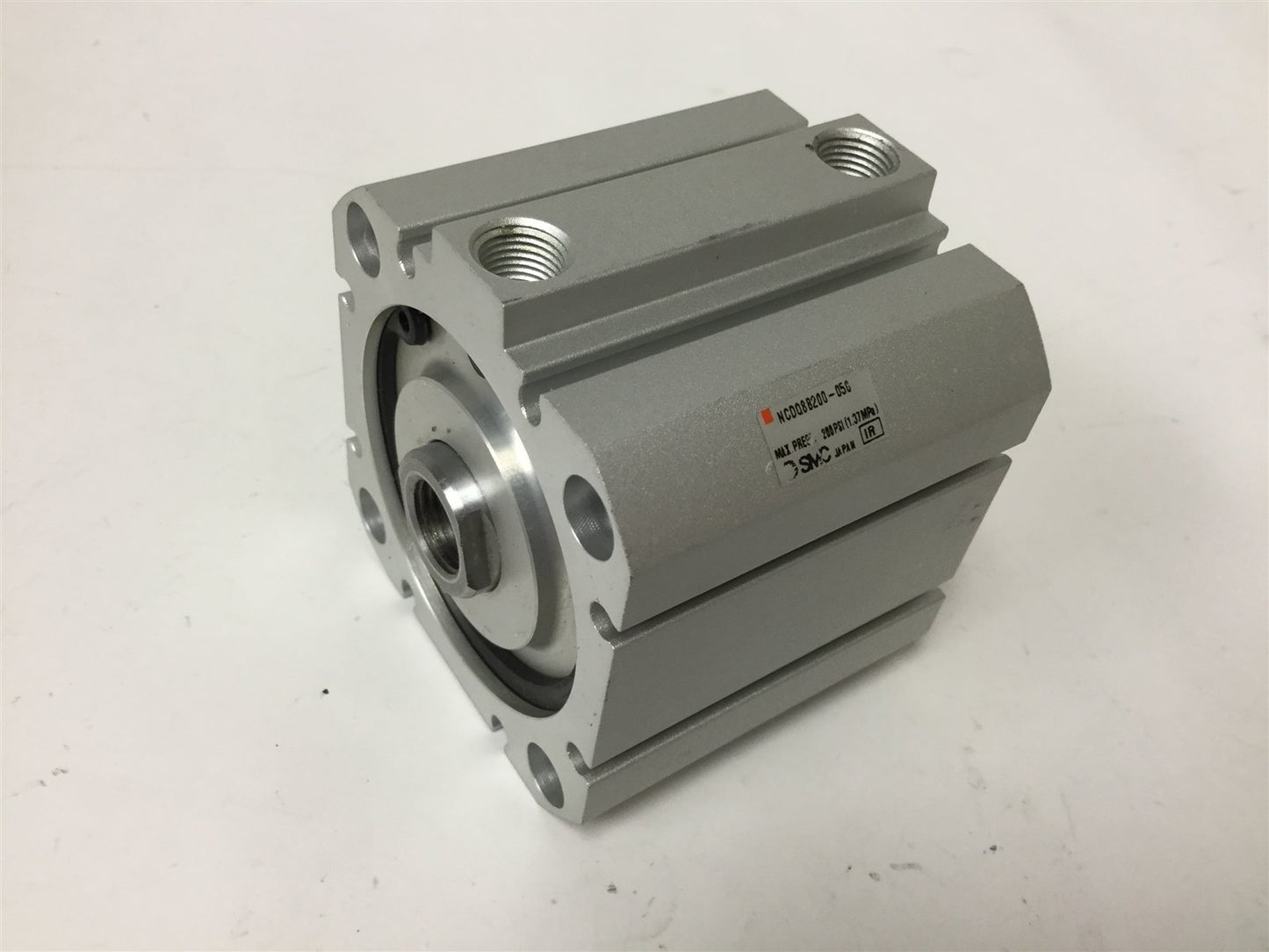 Used SMC NCDQ8B200-050 Compact Cylinder, Bore: 2", Stroke: 1/2", Ports: 1/8" NPT